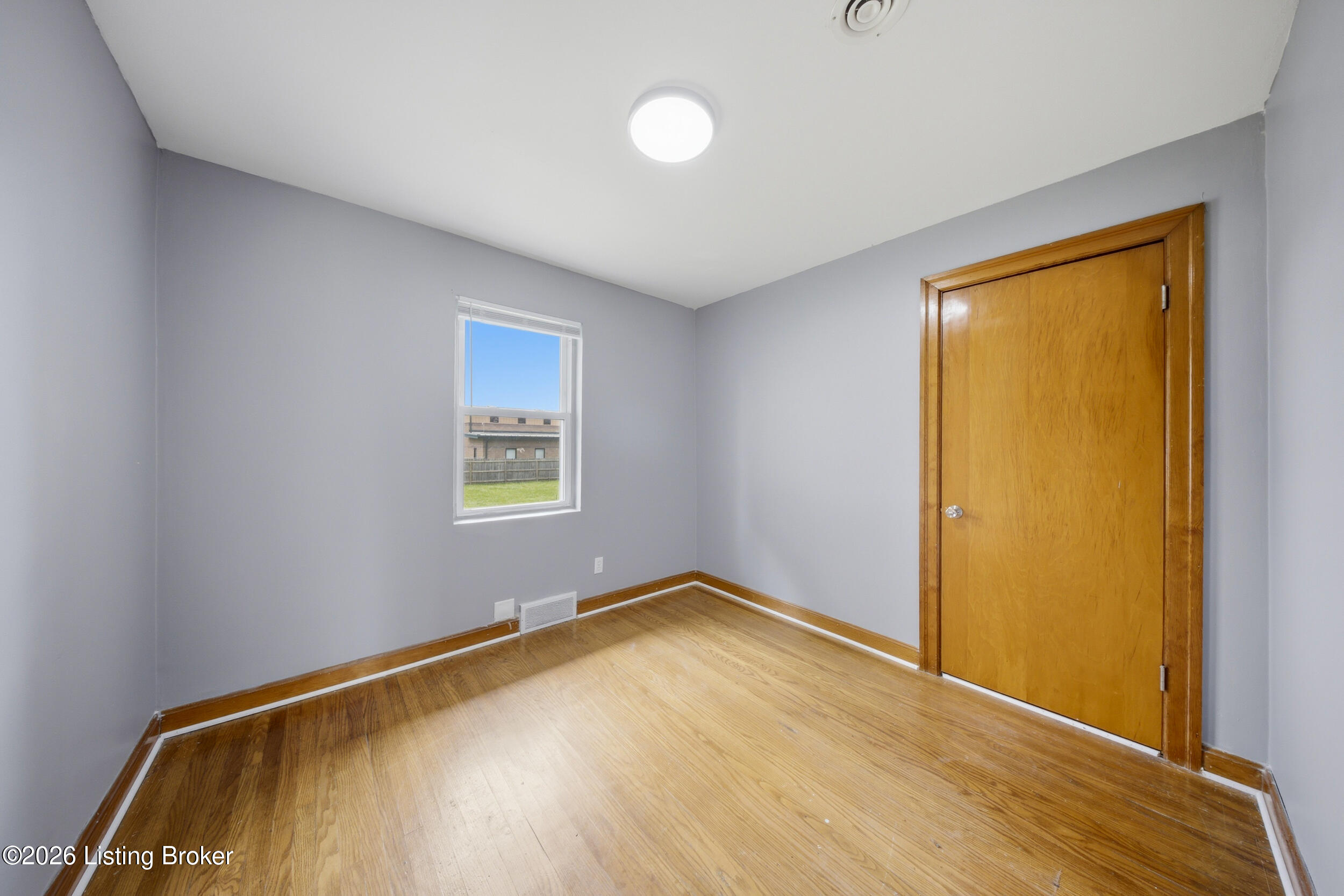 6412 South Dr Property Photo 14