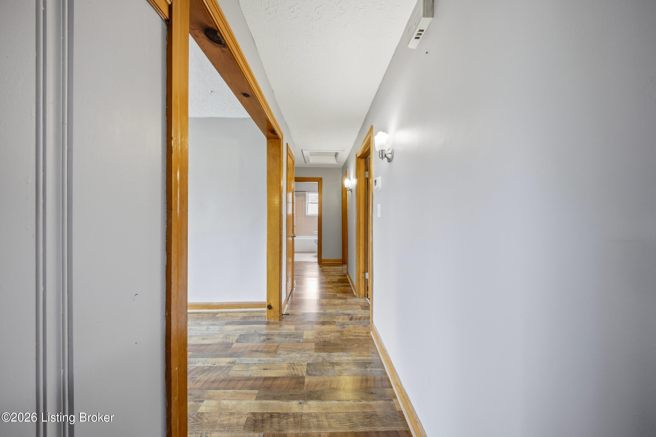 6412 South Dr Property Photo 15