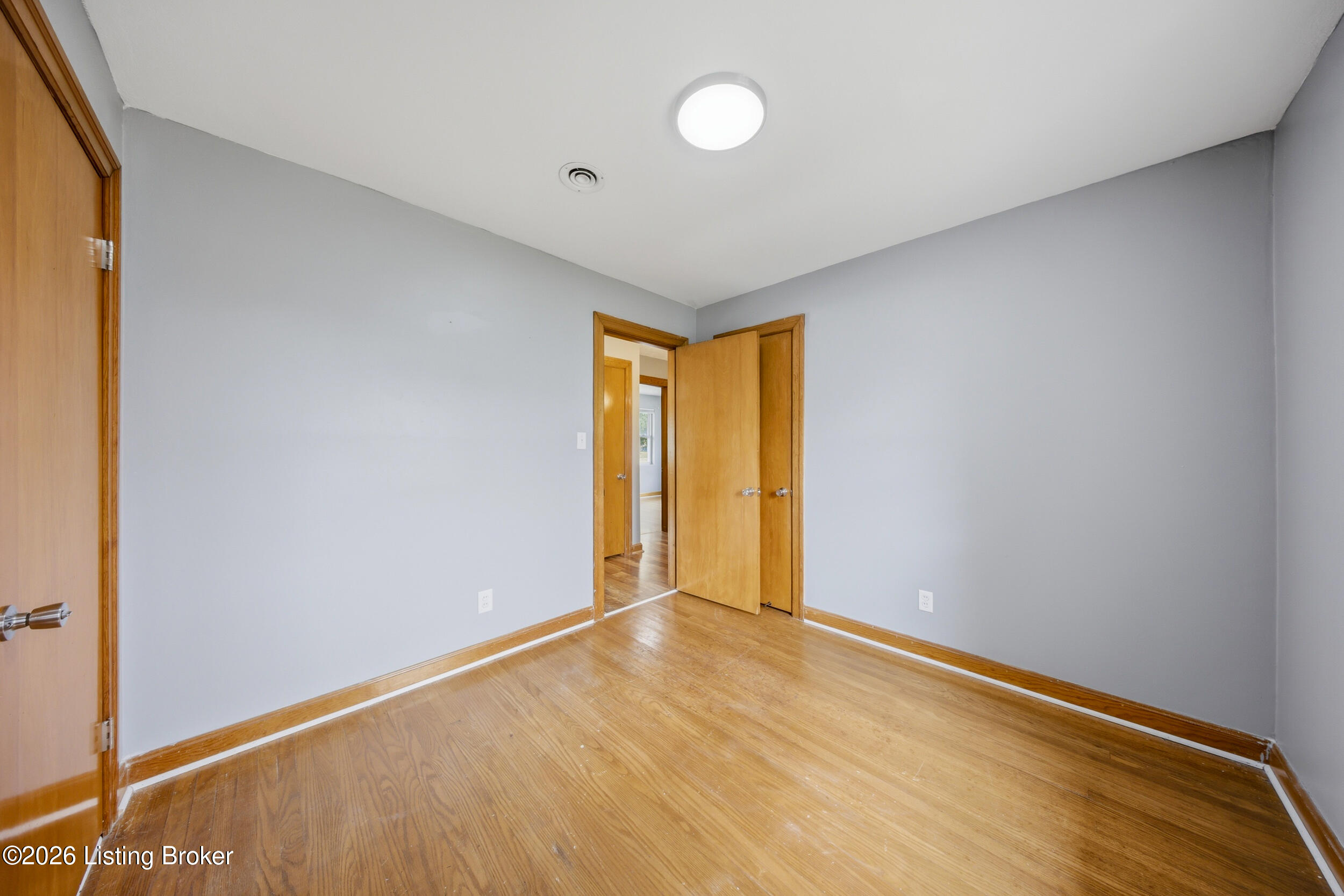 6412 South Dr Property Photo 17