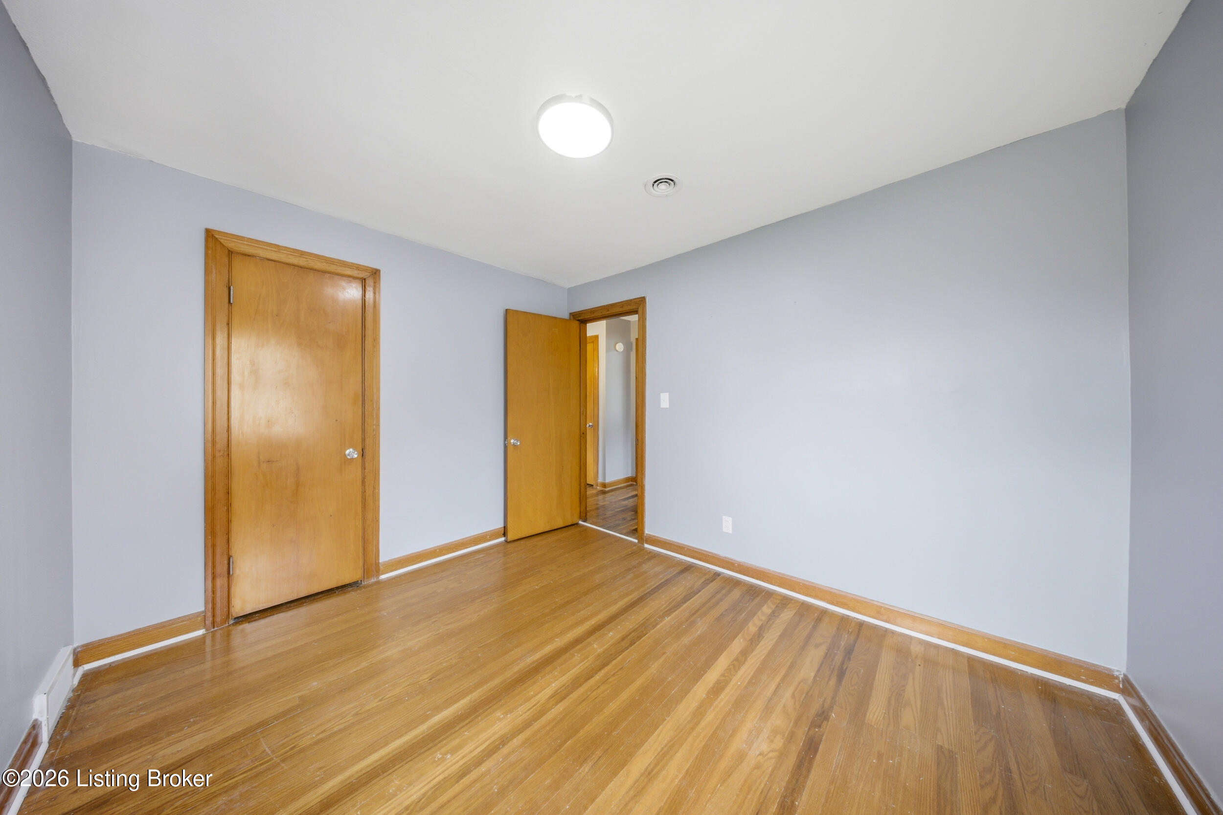 6412 South Dr Property Photo 18