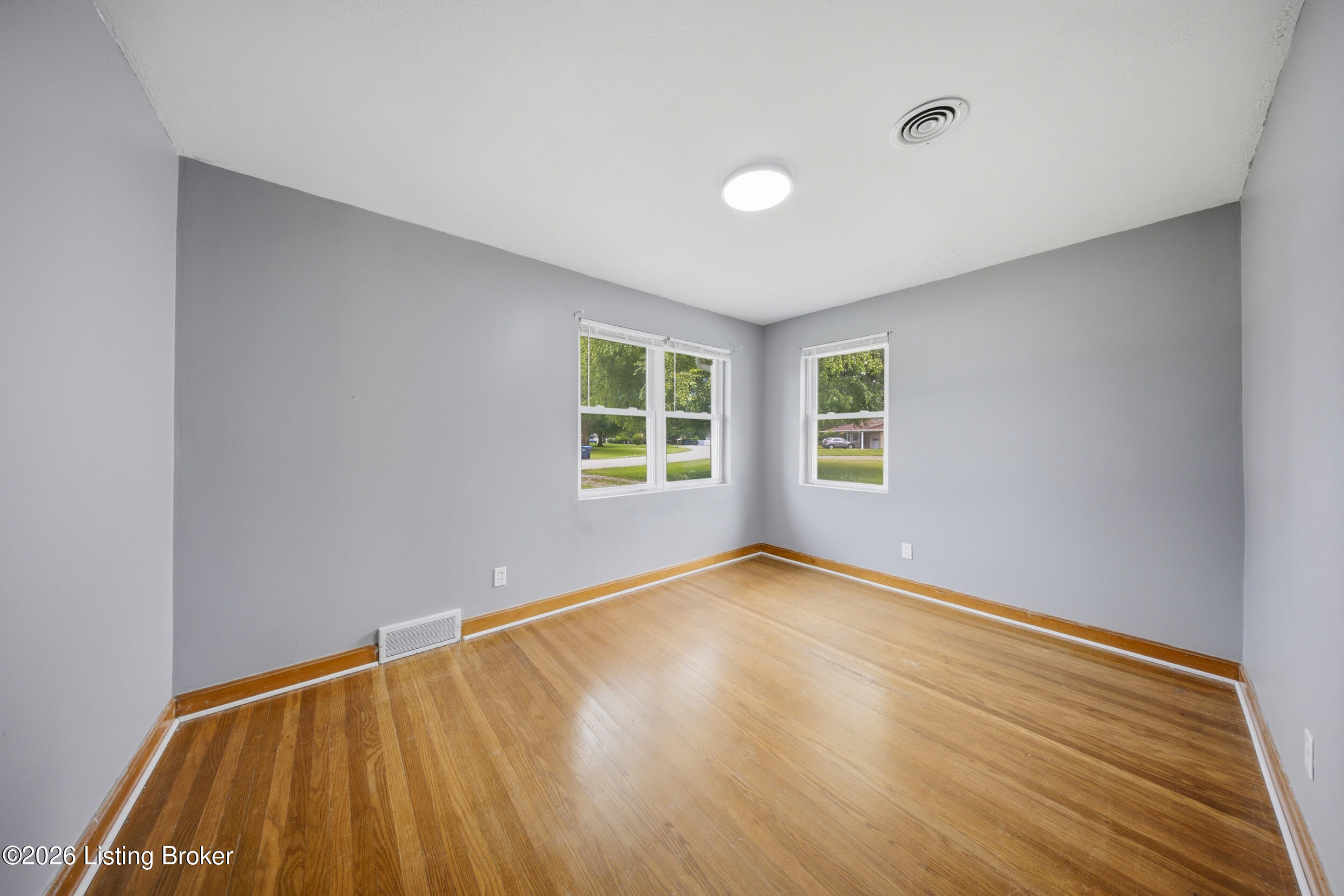 6412 South Dr Property Photo 20