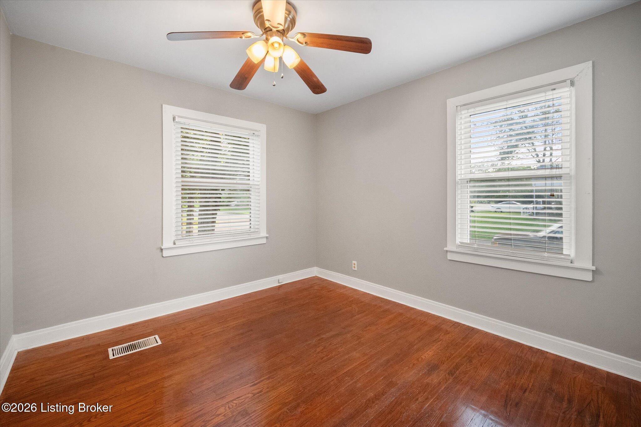 2455 Lindbergh Dr Property Photo 14