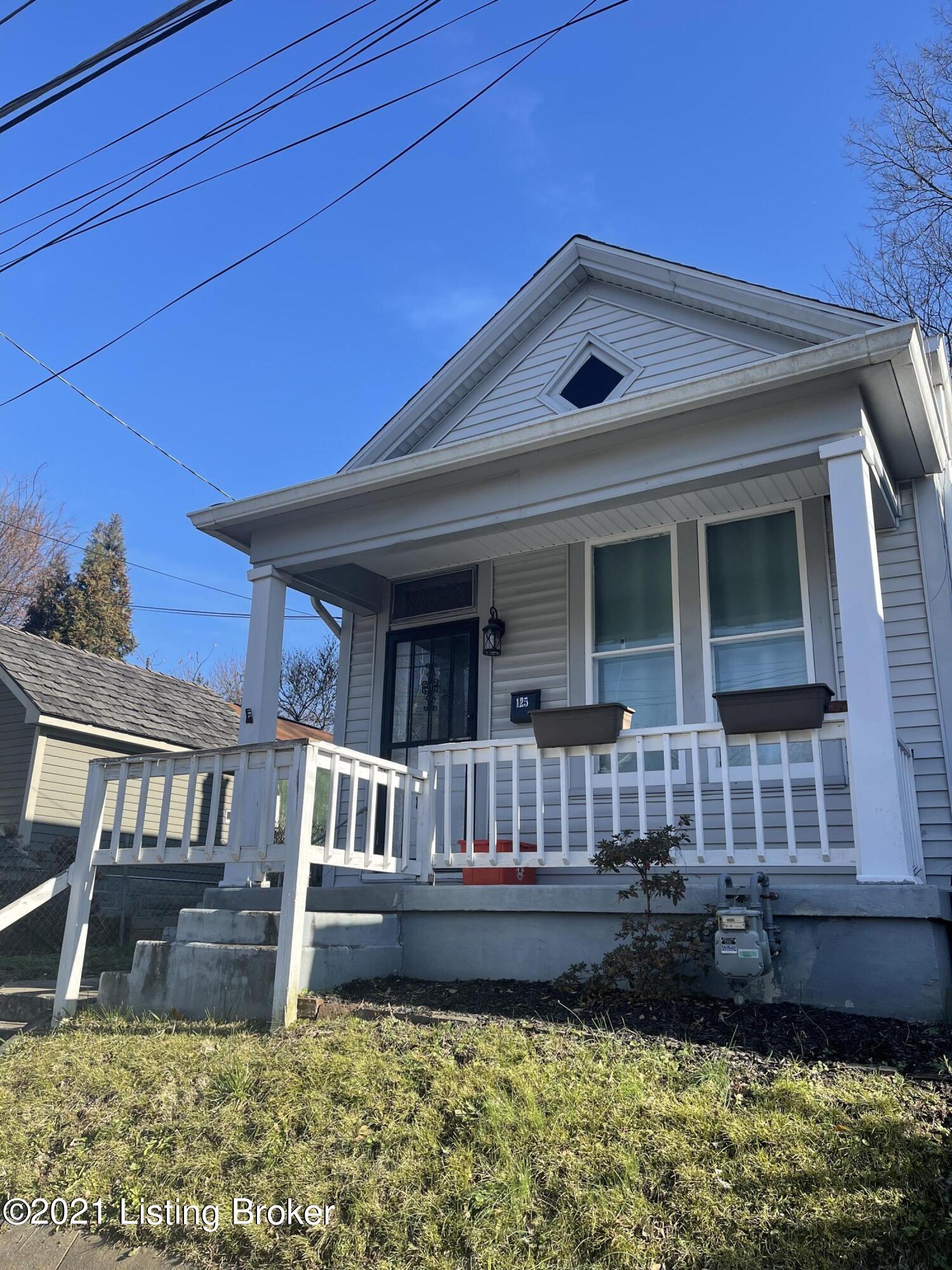 125 N Jane St Property Photo 1