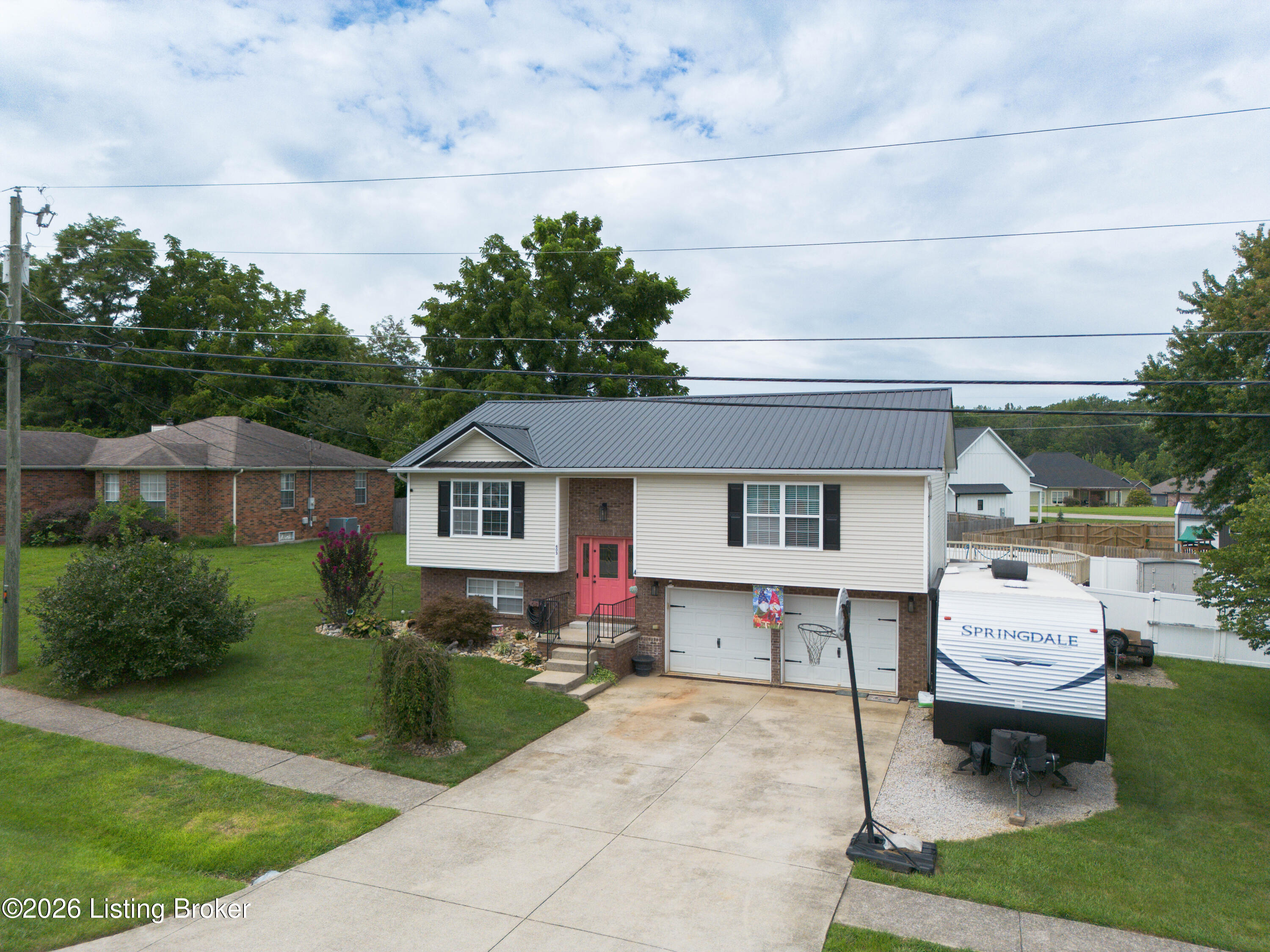603 Princeton Dr Property Photo 2