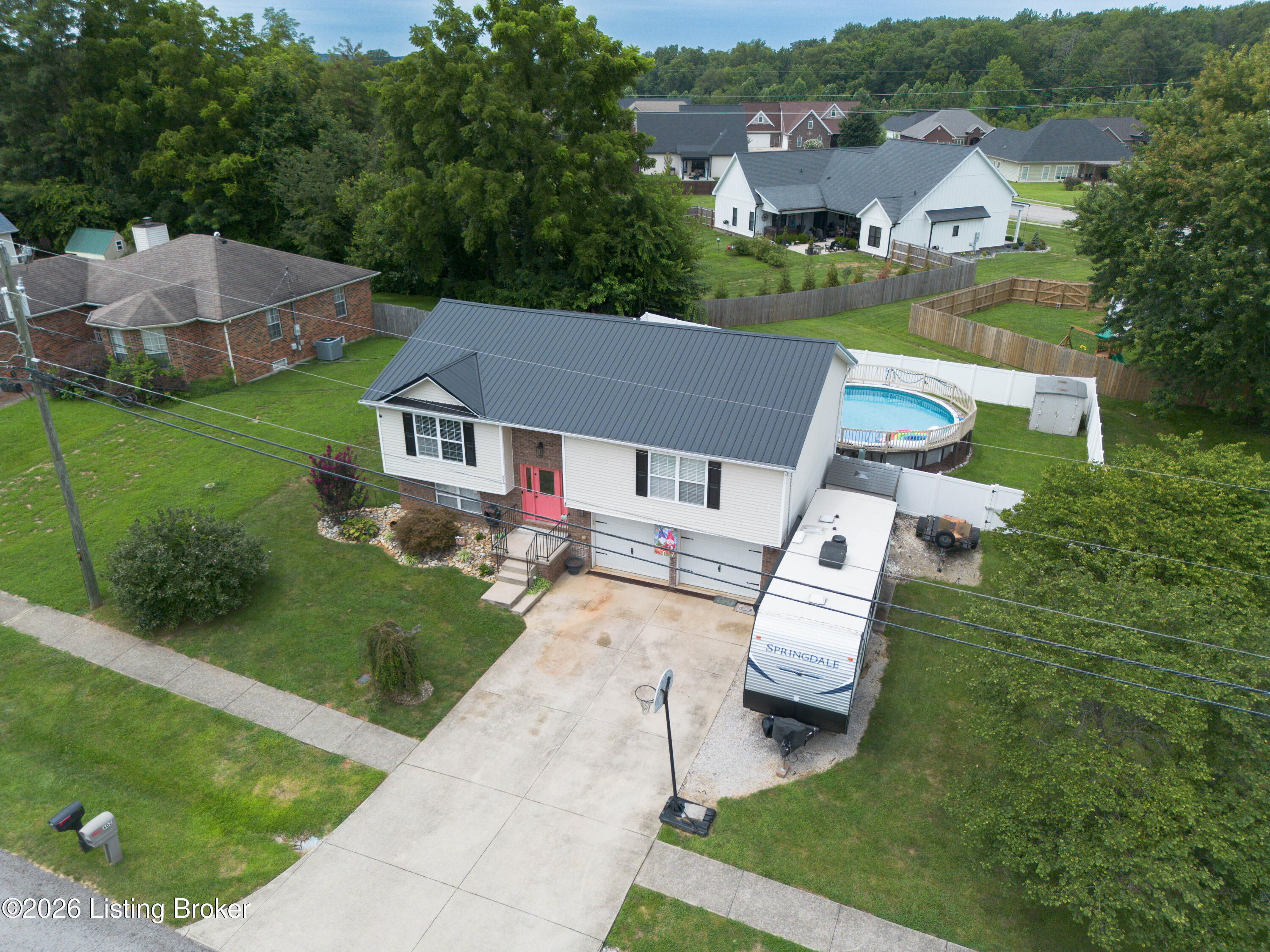 603 Princeton Dr Property Photo 3