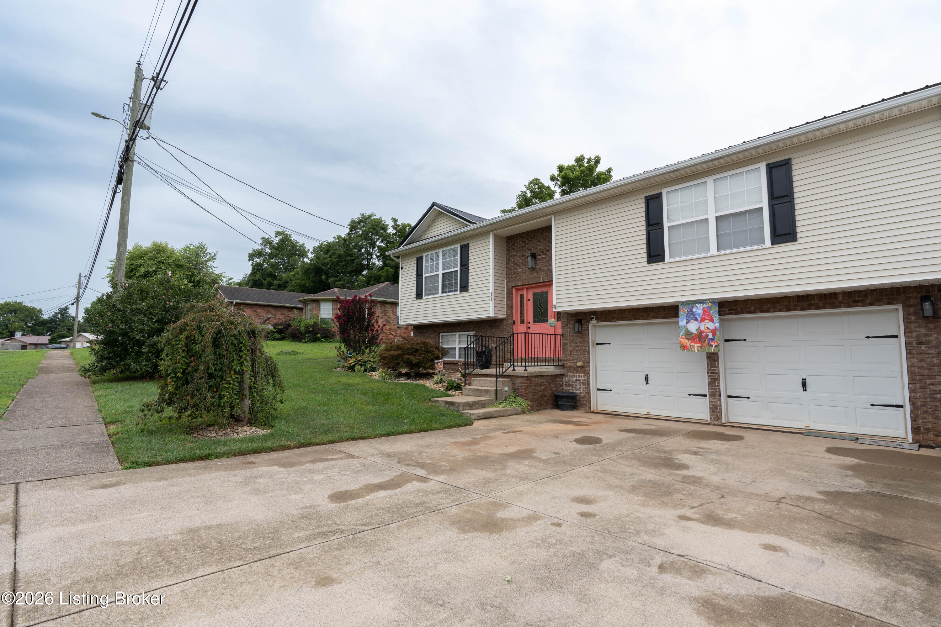 603 Princeton Dr Property Photo 12