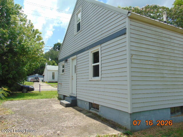 10005 E Highway 144 Property Photo 26