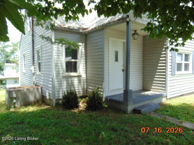 10005 E Highway 144 Property Photo 28