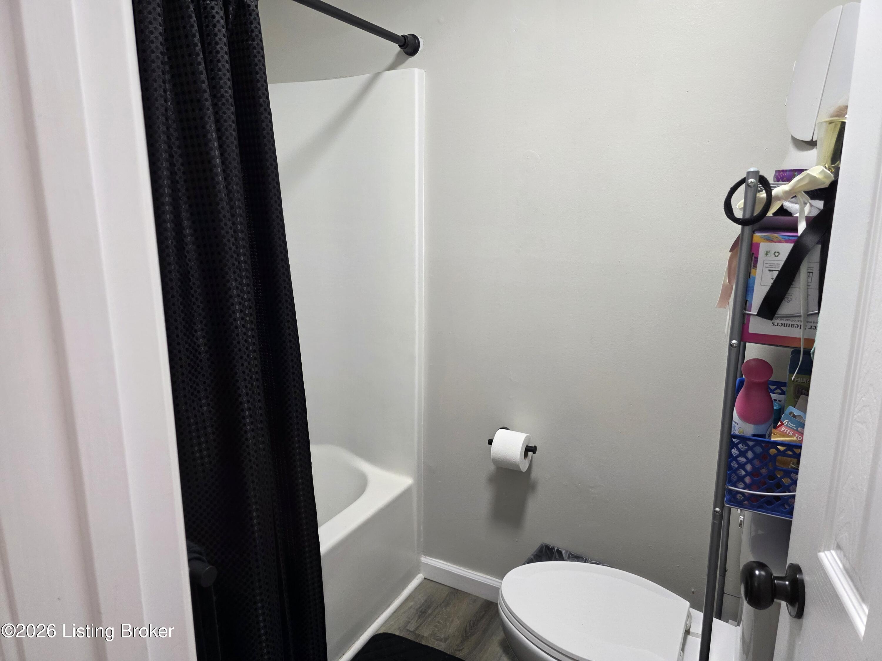 1222 Clear Ridge Ln Property Photo 14