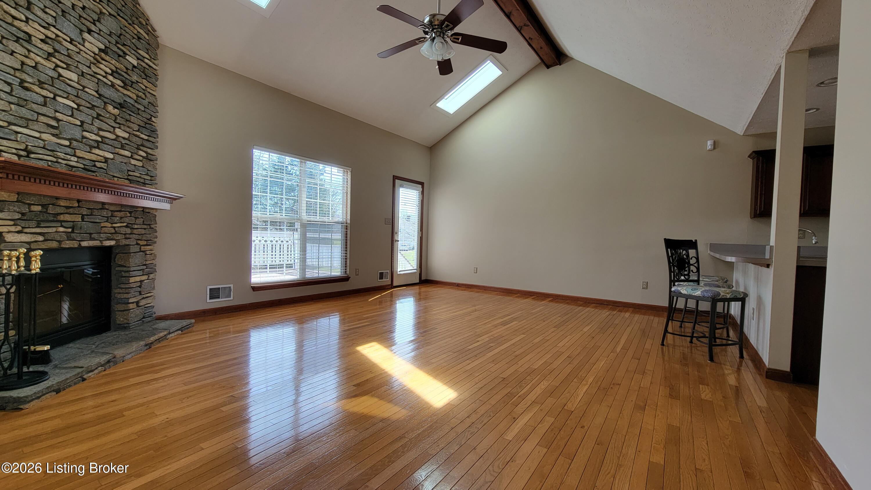 10313 Chimney Ridge Ct Property Photo 4