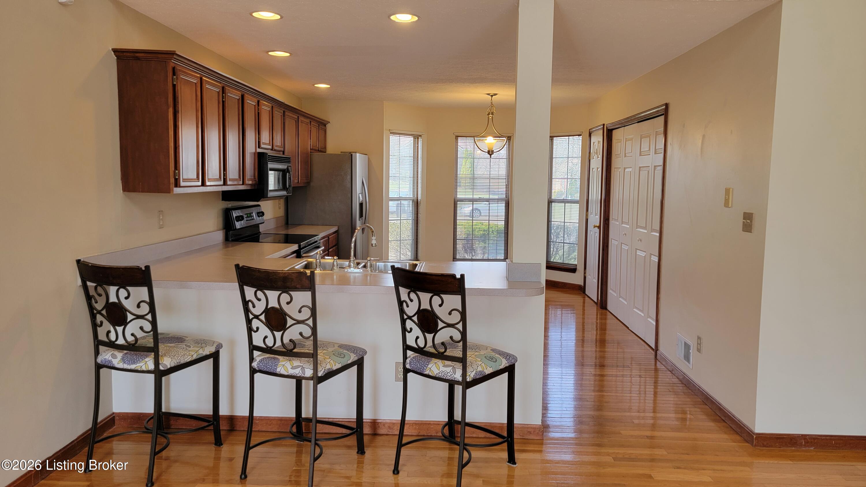 10313 Chimney Ridge Ct Property Photo 7