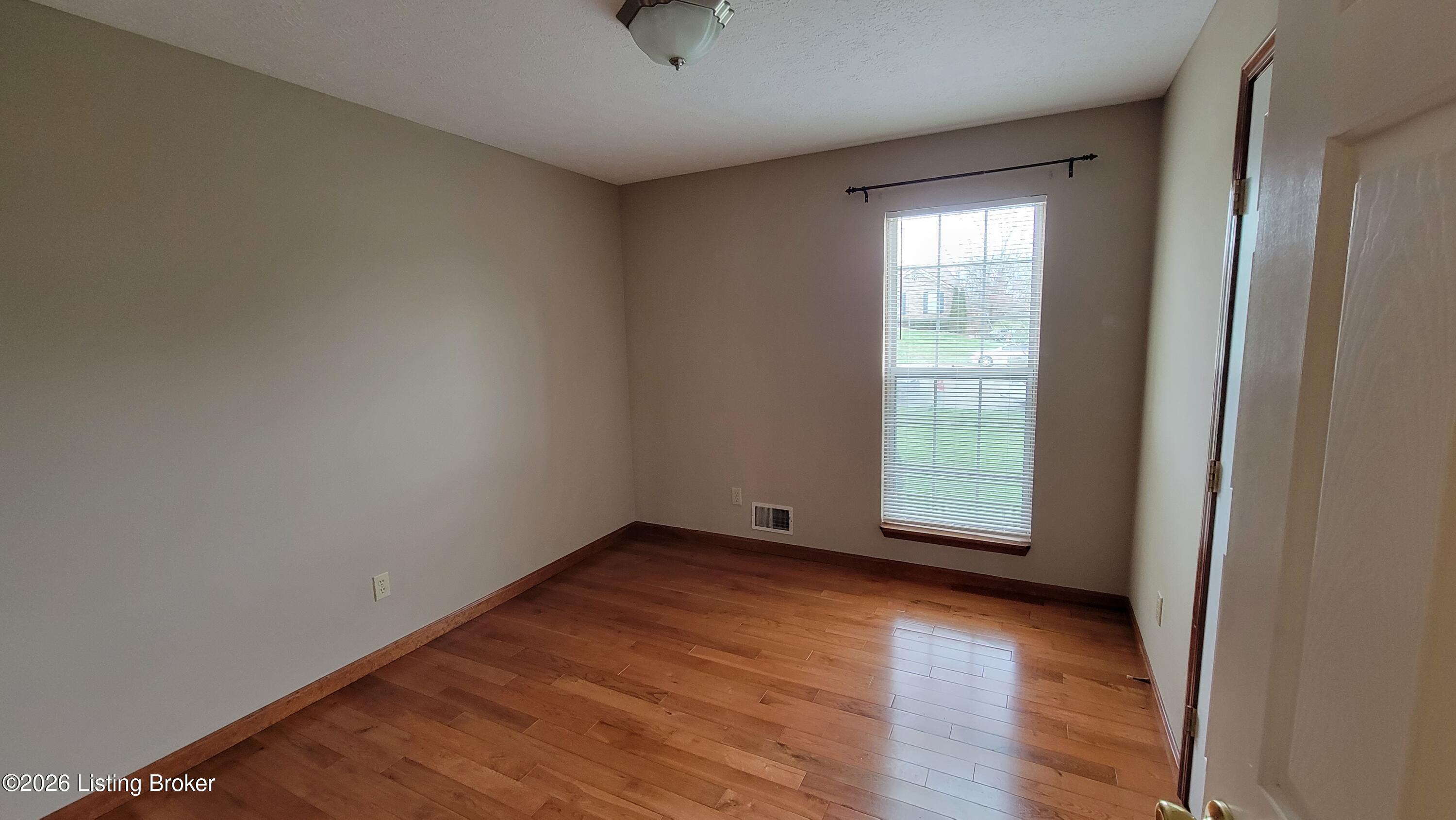 10313 Chimney Ridge Ct Property Photo 24