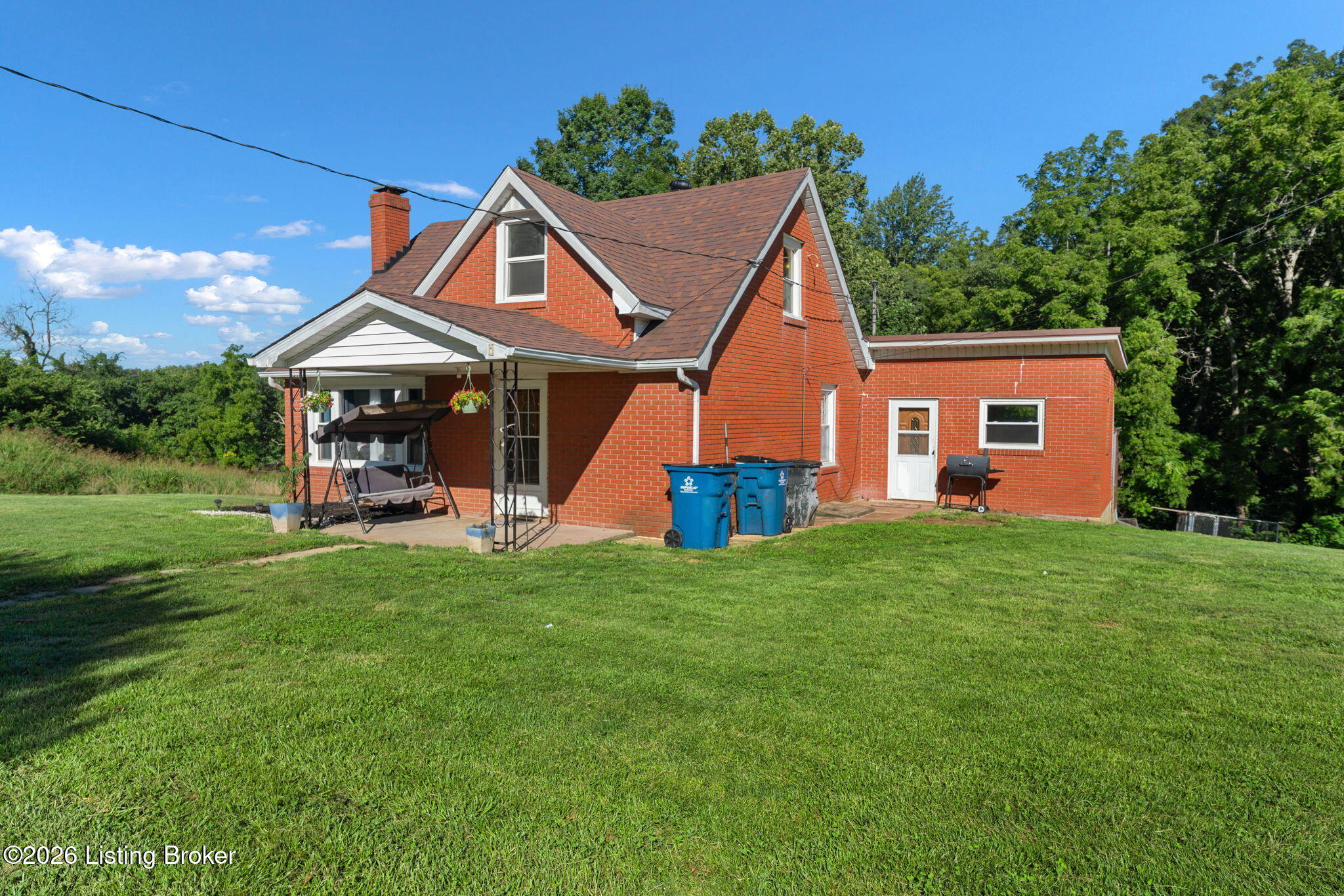 650 River Rd Property Photo 2