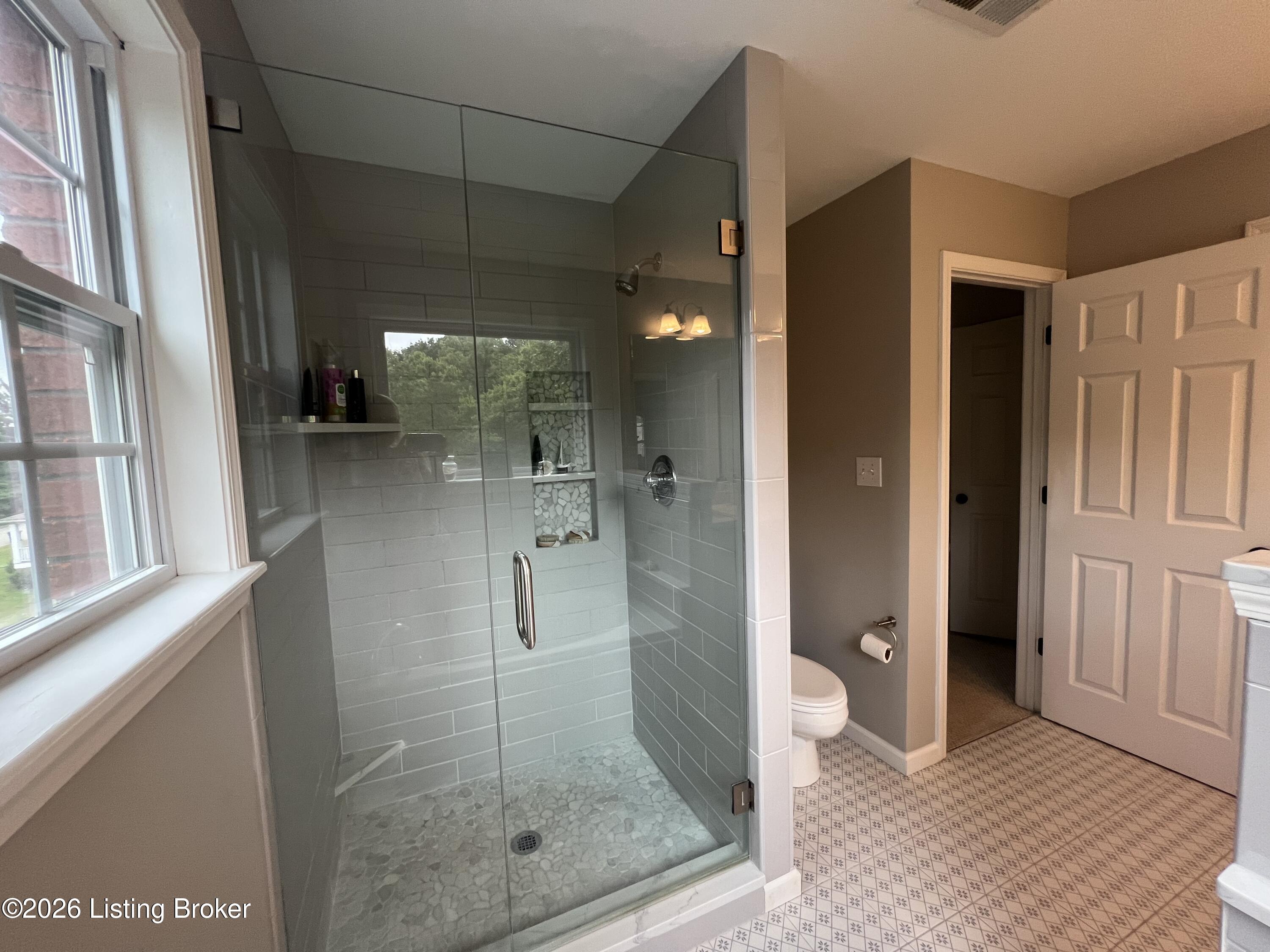 6102 Ledgerock Cove Pl Property Photo 40
