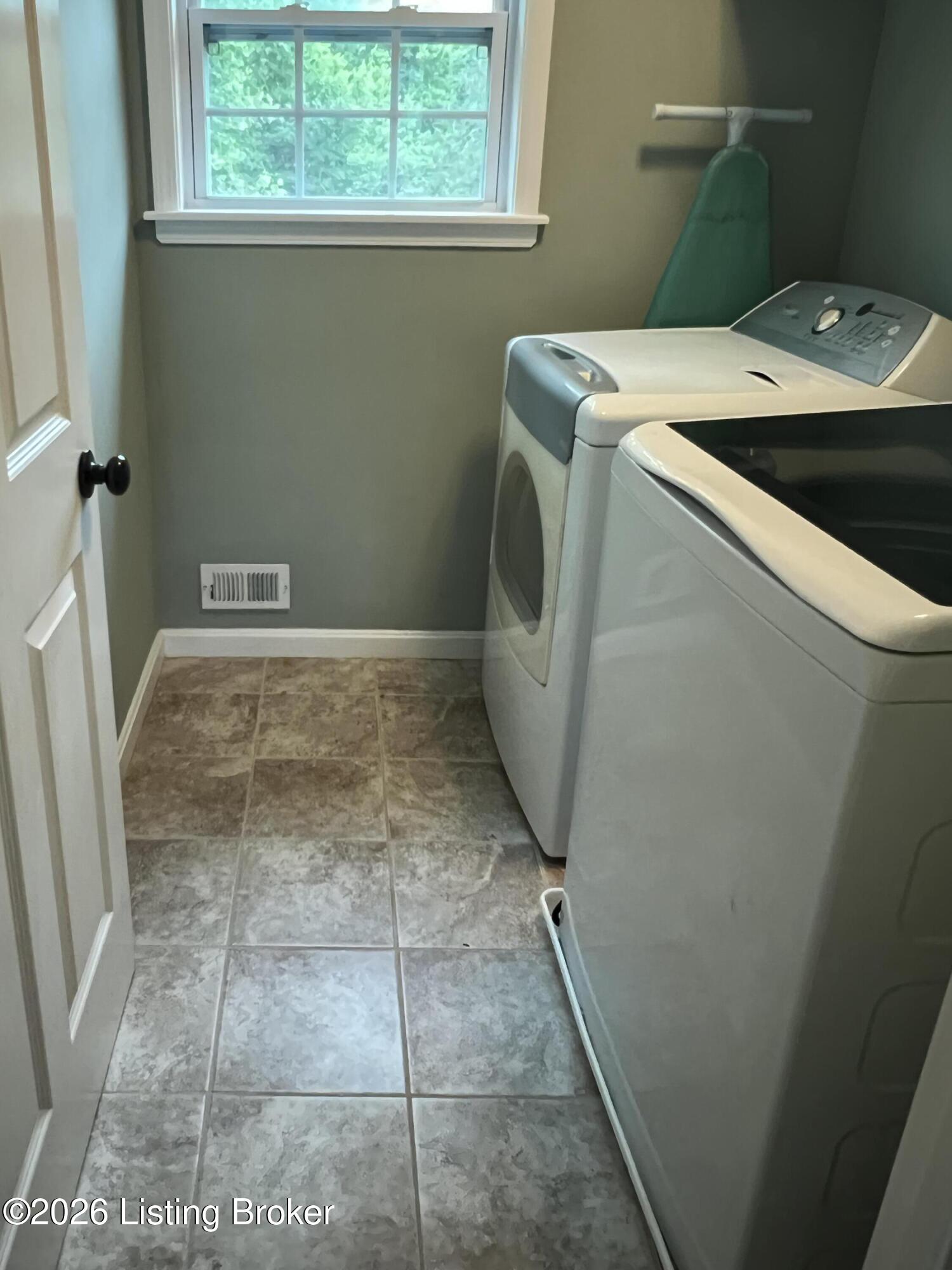 6102 Ledgerock Cove Pl Property Photo 53