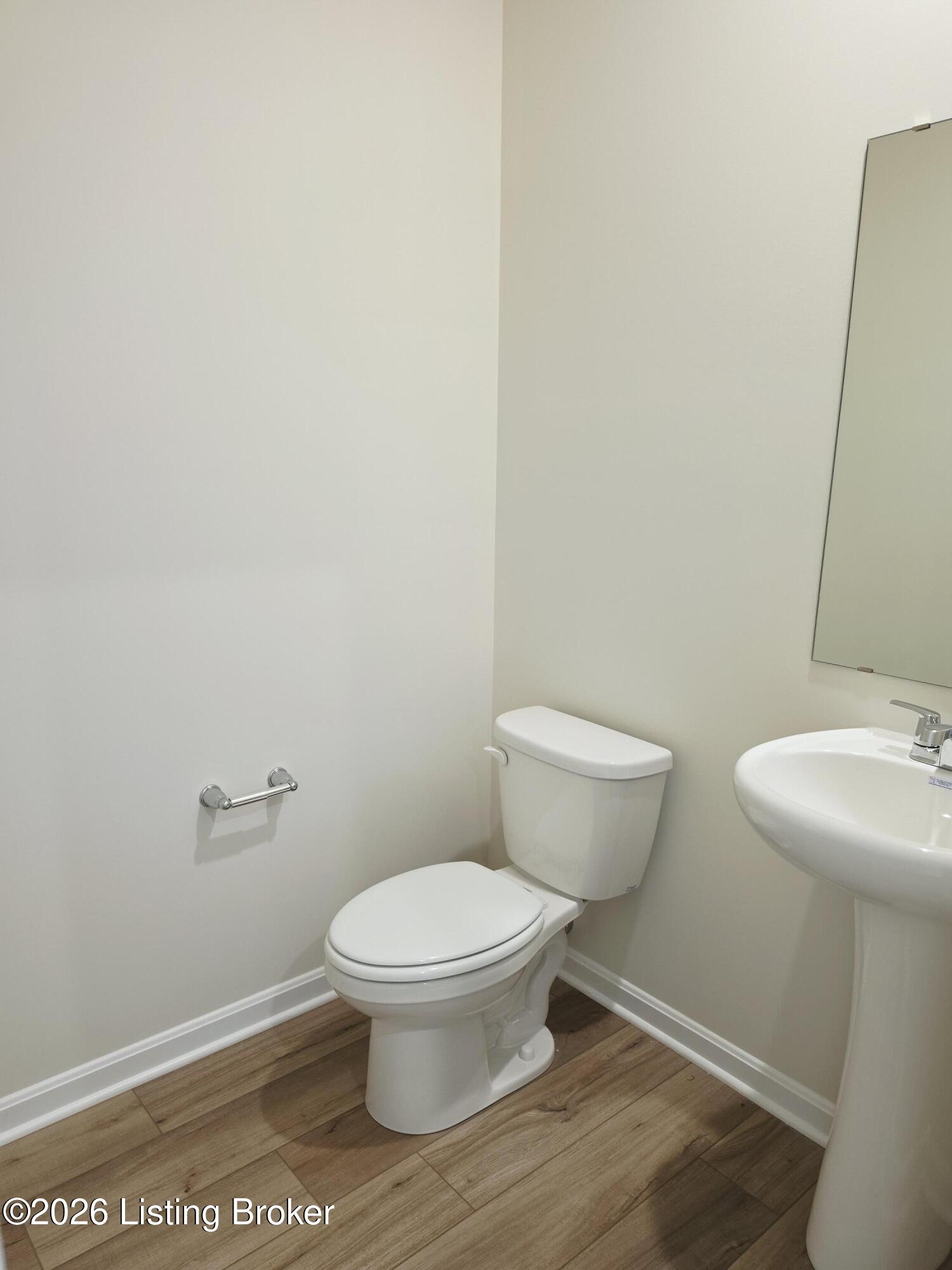 11144 Castlebrook Dr Property Photo 7