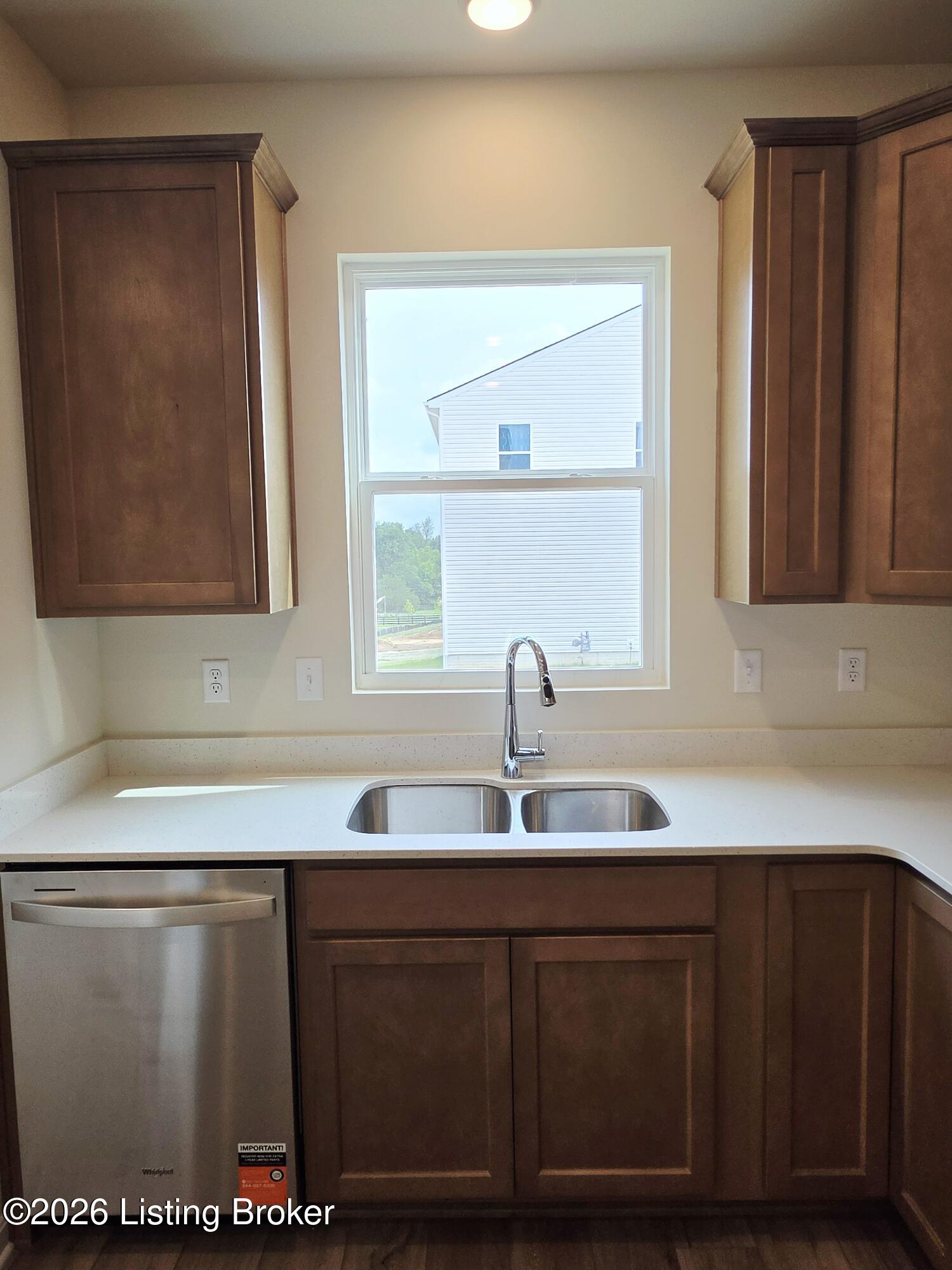 11144 Castlebrook Dr Property Photo 13