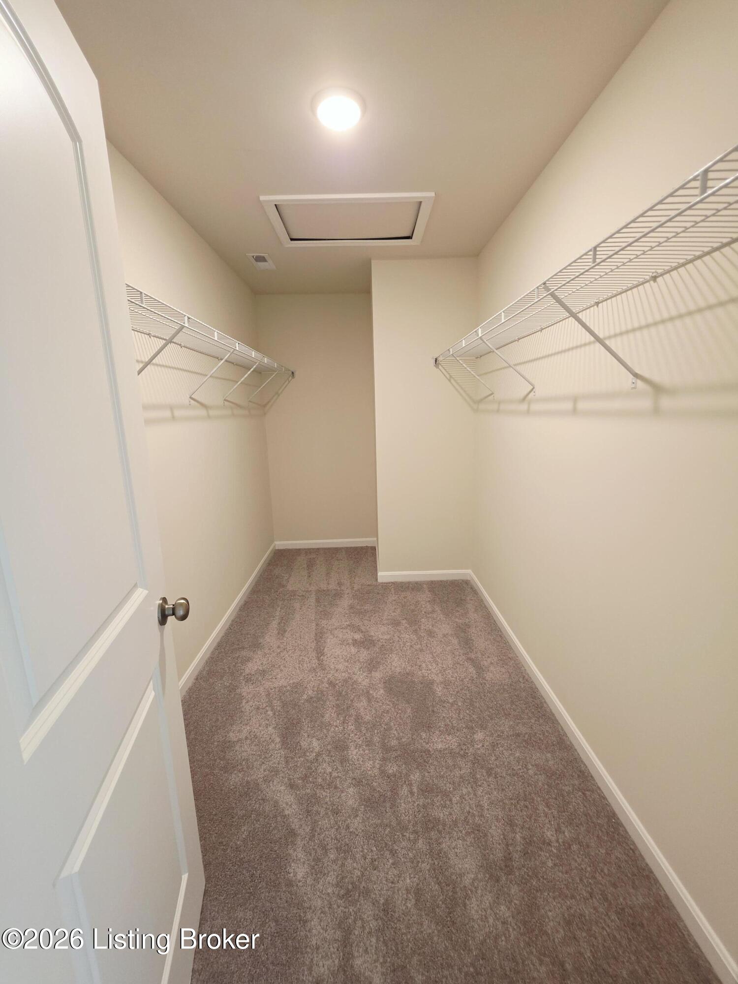 11144 Castlebrook Dr Property Photo 24