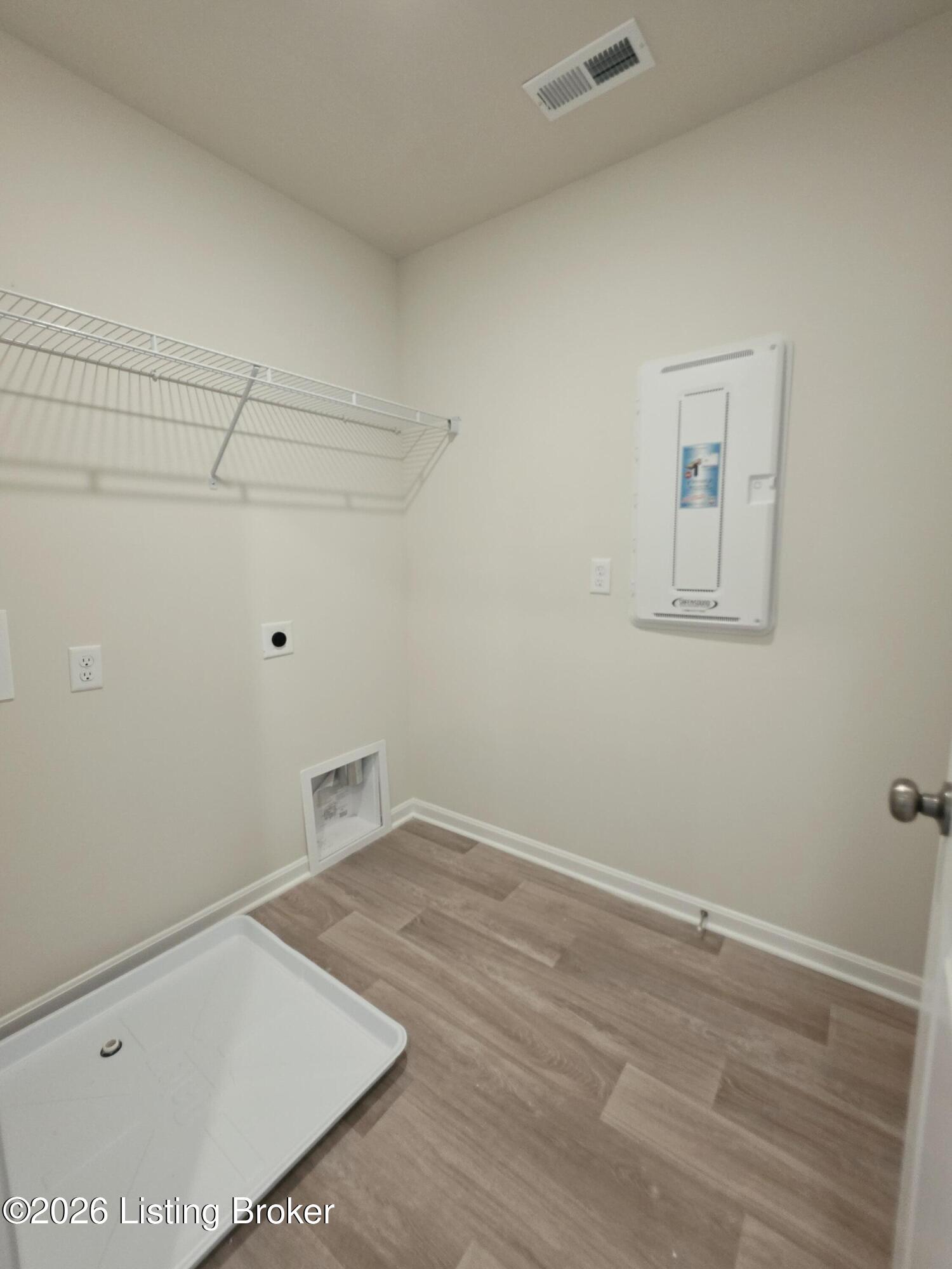 11144 Castlebrook Dr Property Photo 29