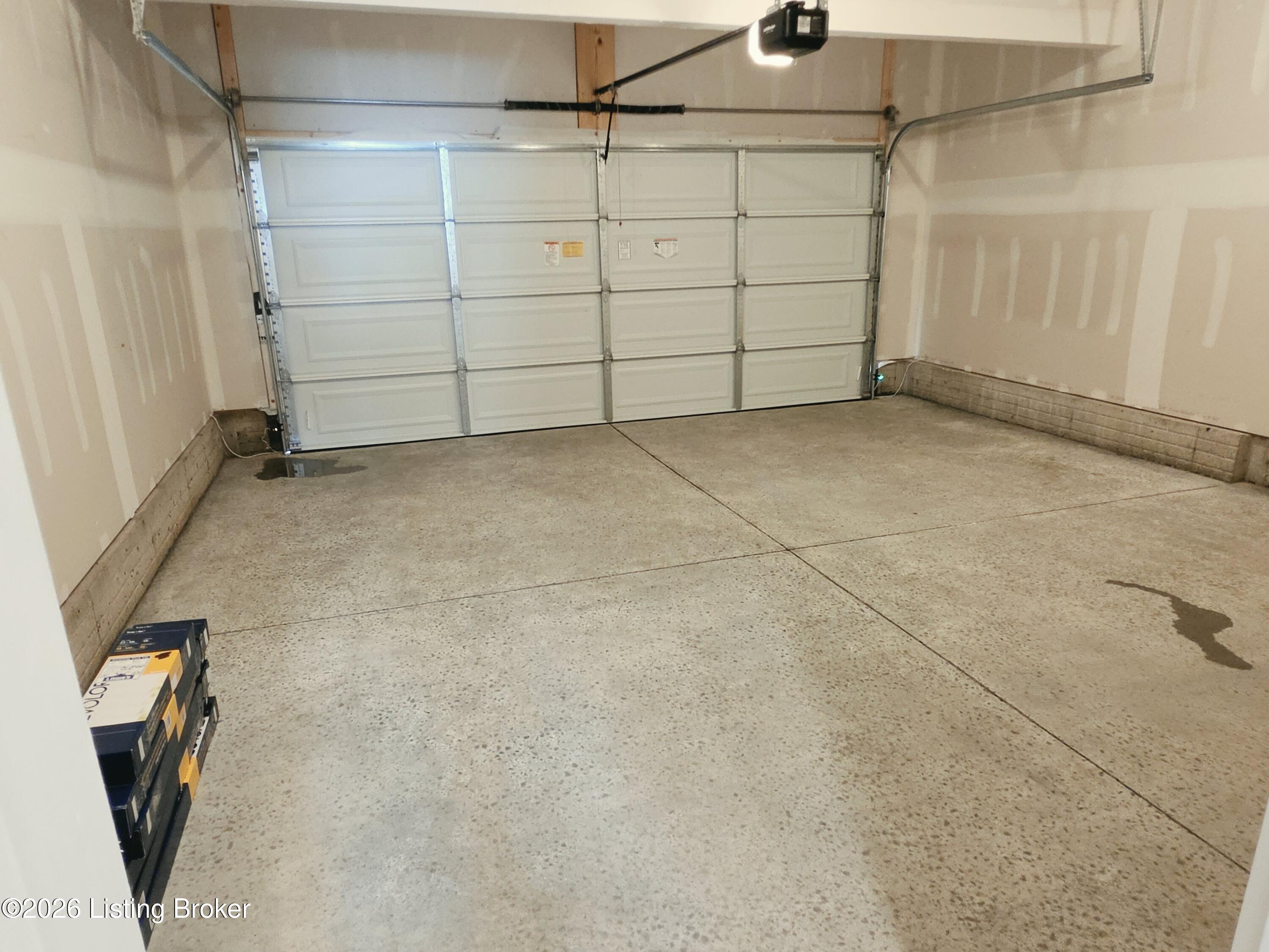 11144 Castlebrook Dr Property Photo 38