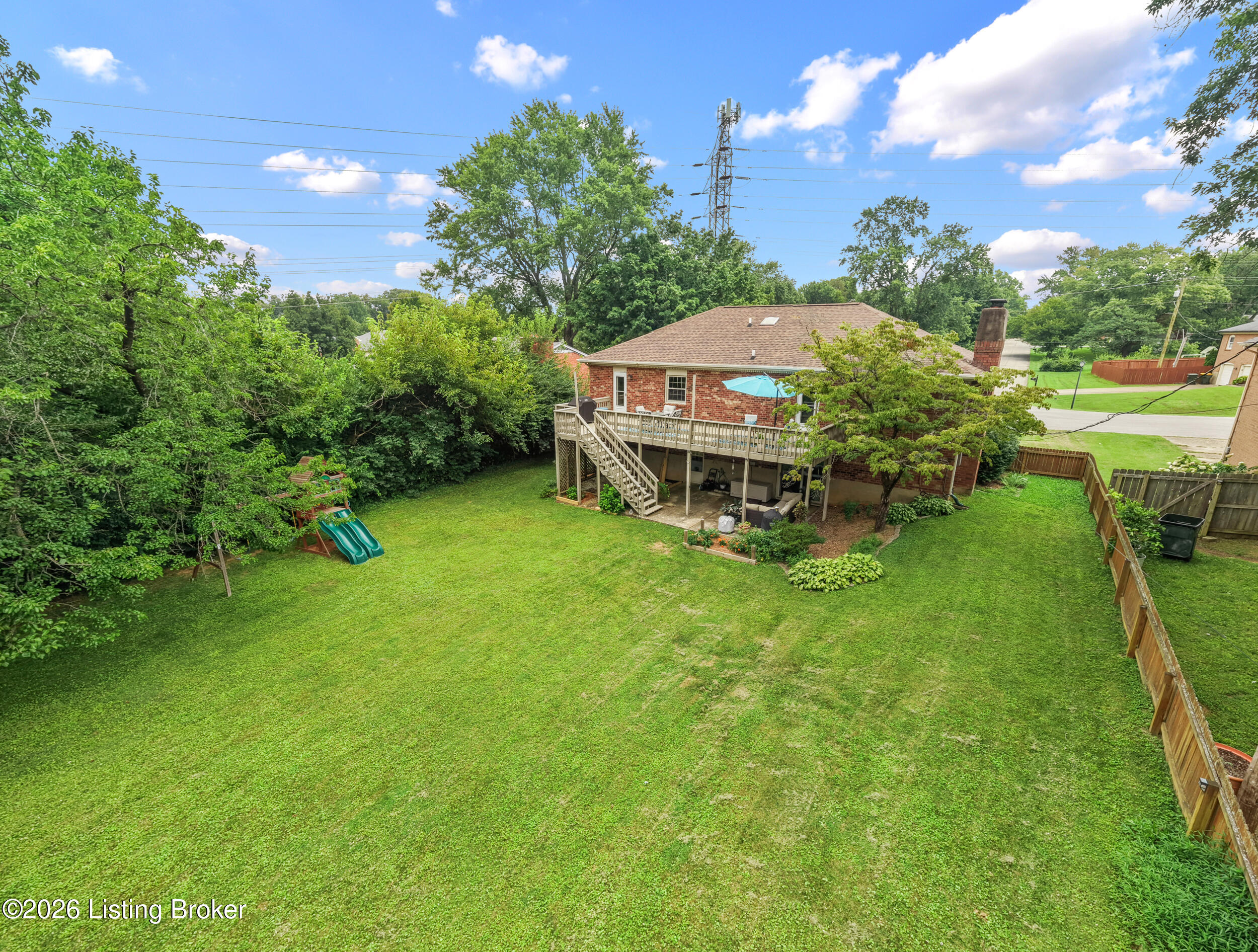 818 Dorsey Way Property Photo 3