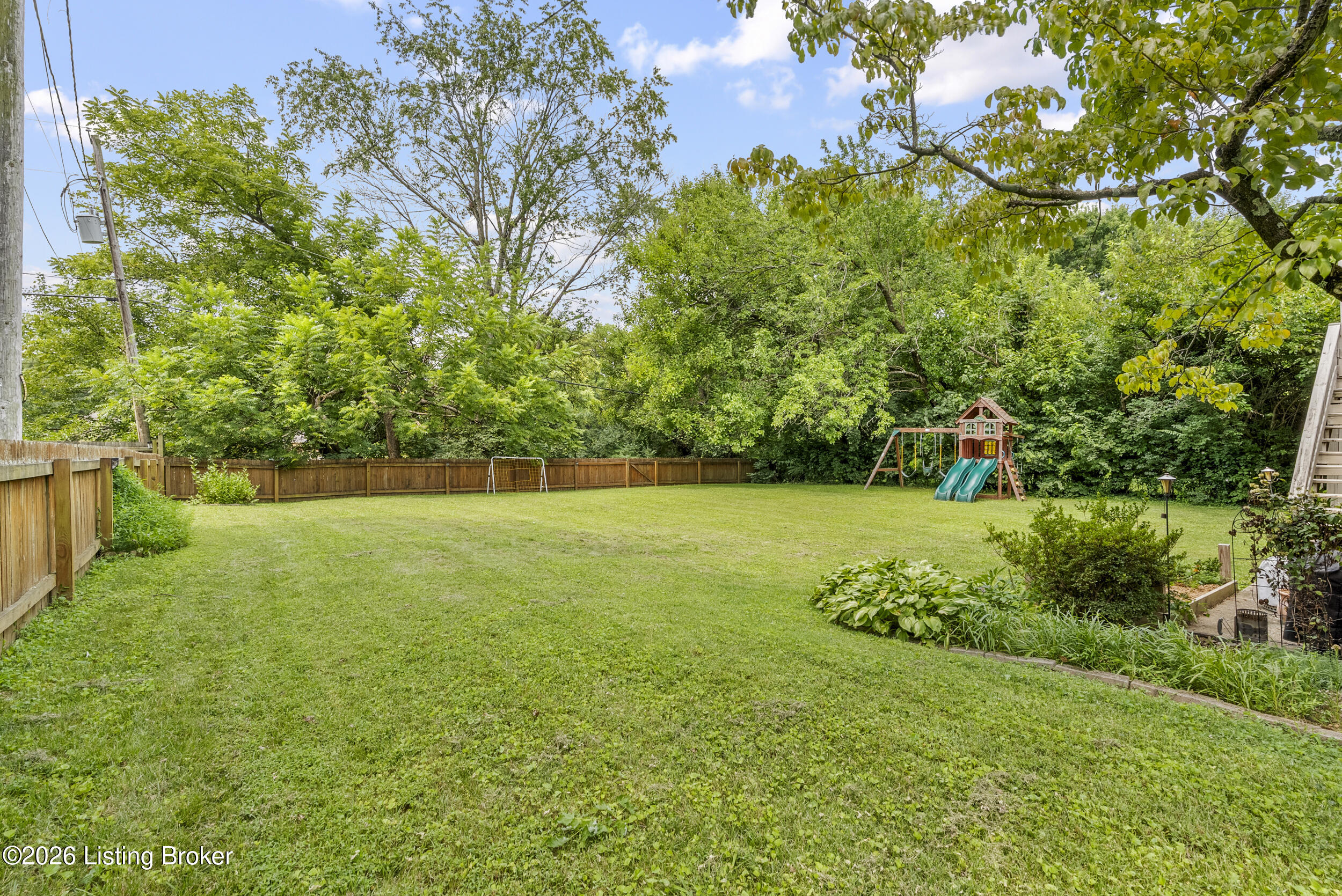 818 Dorsey Way Property Photo 28