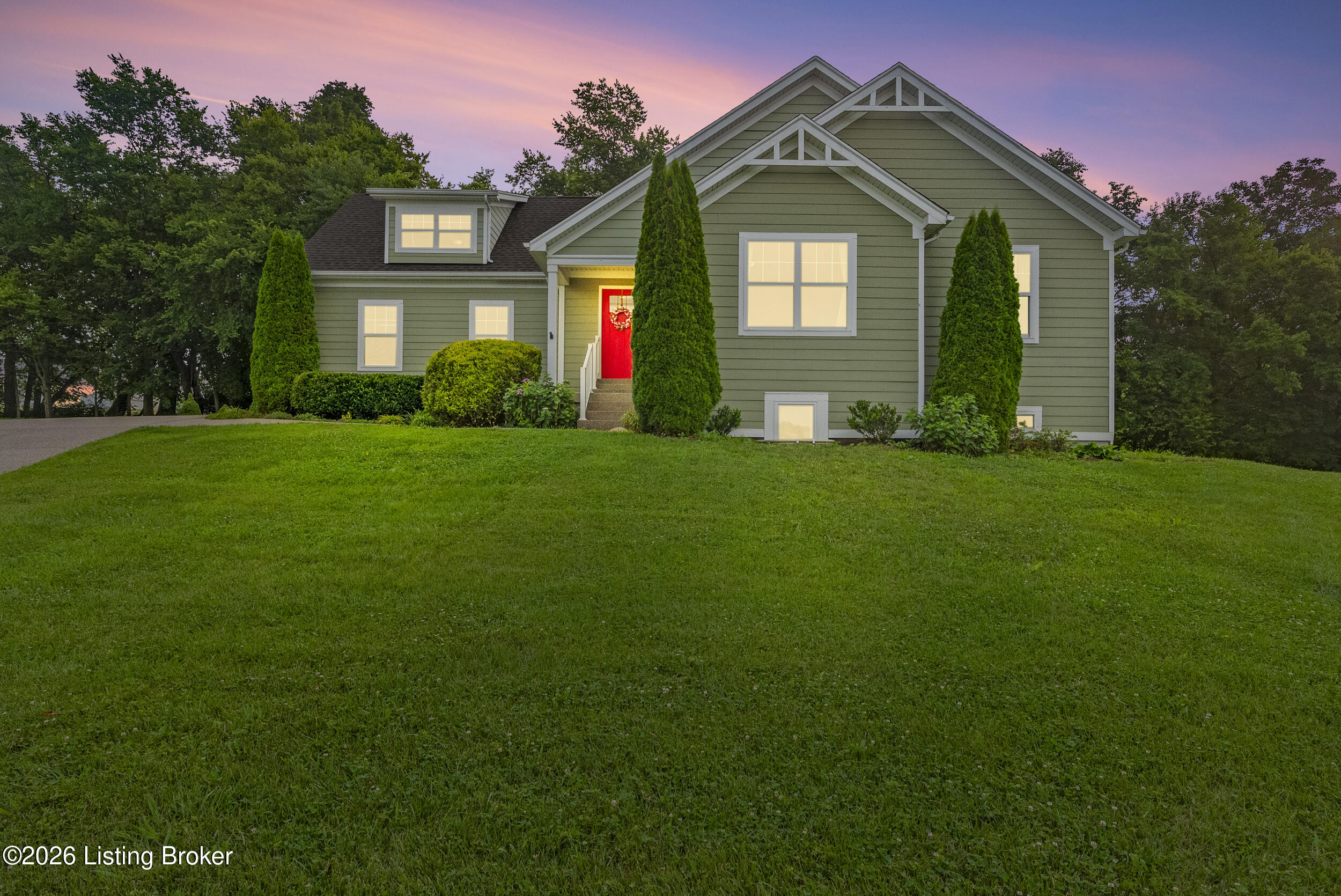 4601 Deerfield Cir Property Photo 1
