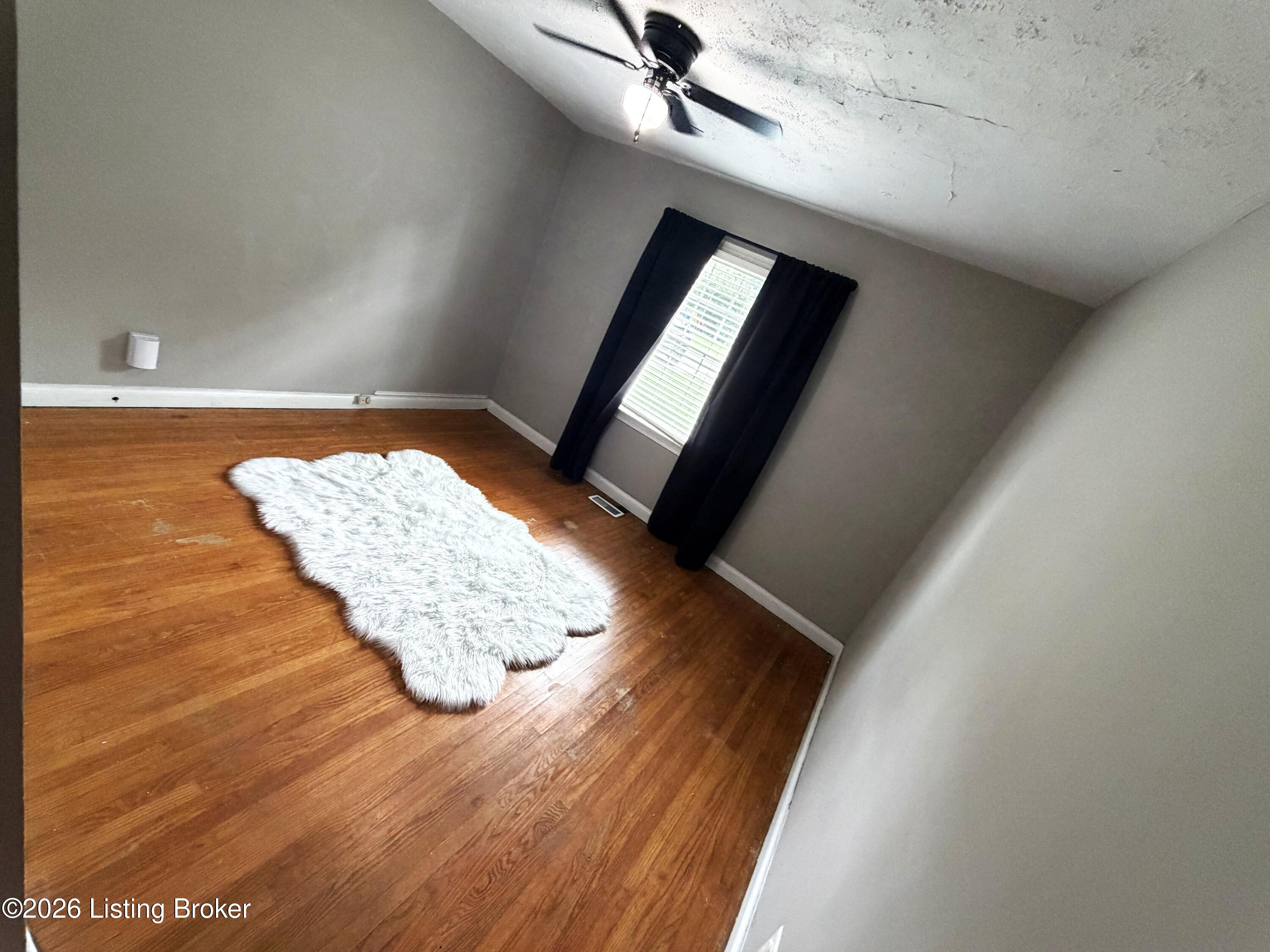 10306 Grafton Hall Rd Property Photo 16