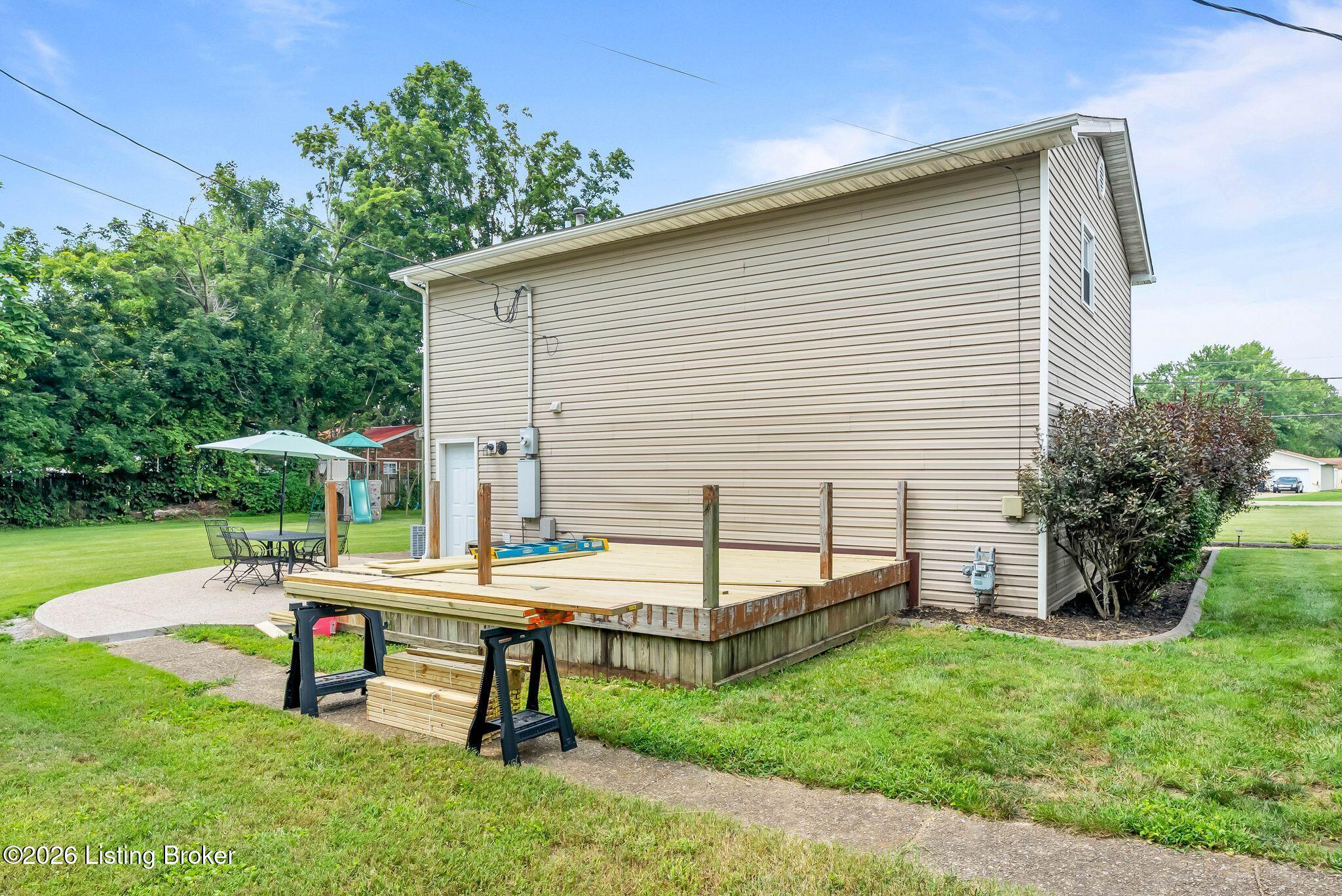 167 Rodgers Rd Property Photo 10