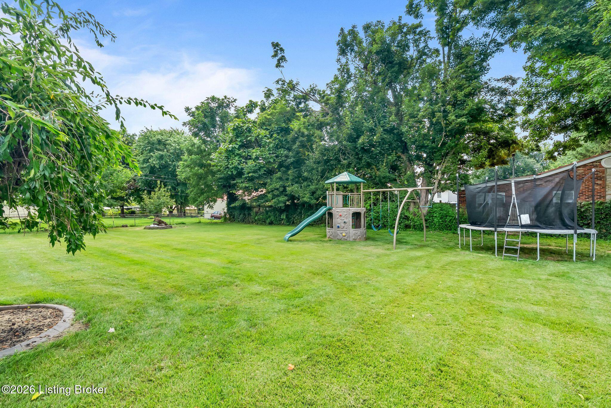 167 Rodgers Rd Property Photo 12