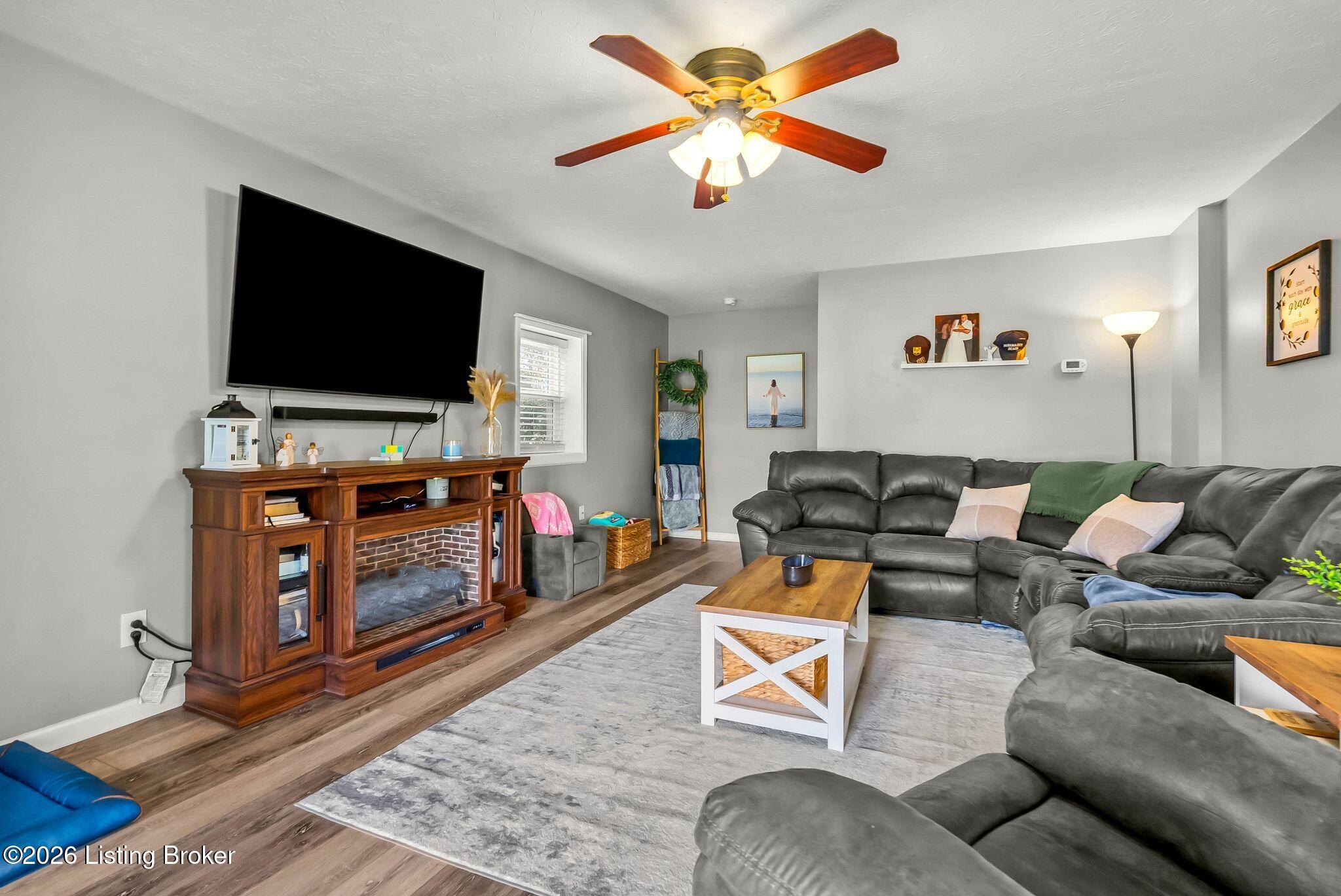 167 Rodgers Rd Property Photo 13