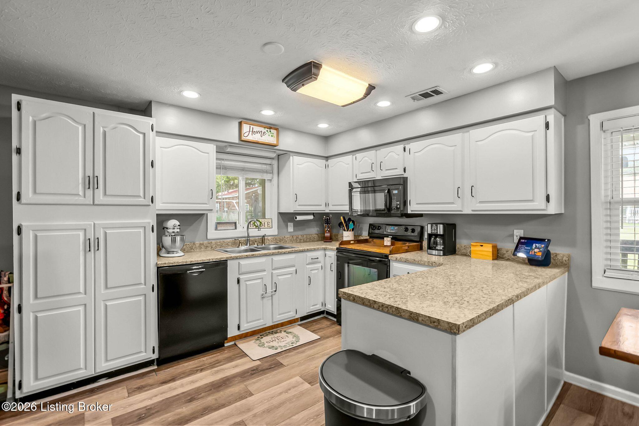 167 Rodgers Rd Property Photo 18