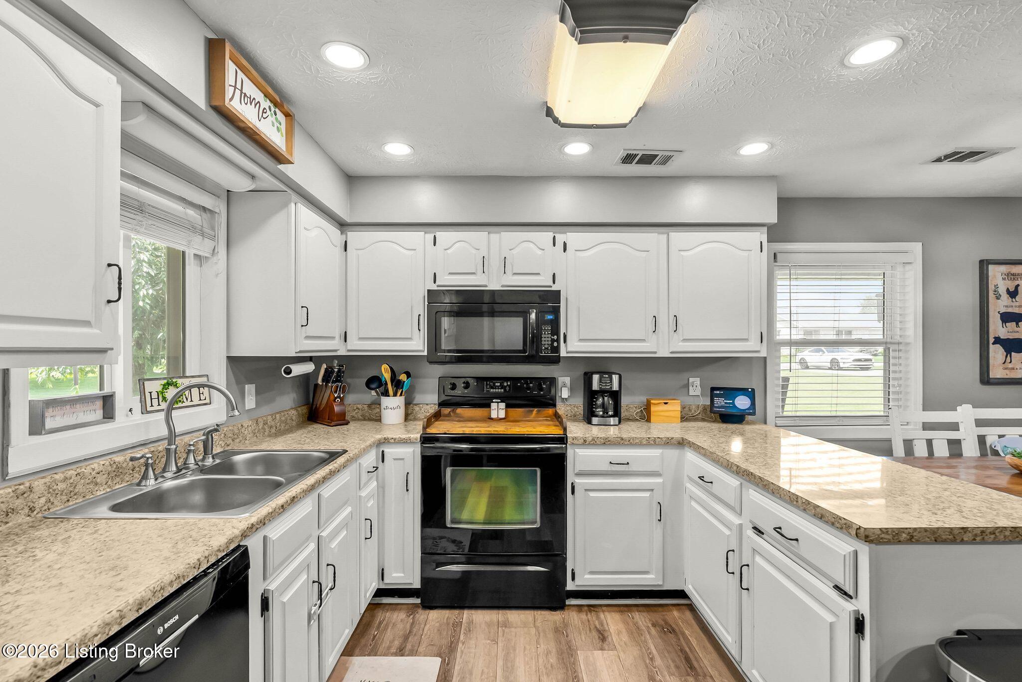 167 Rodgers Rd Property Photo 19