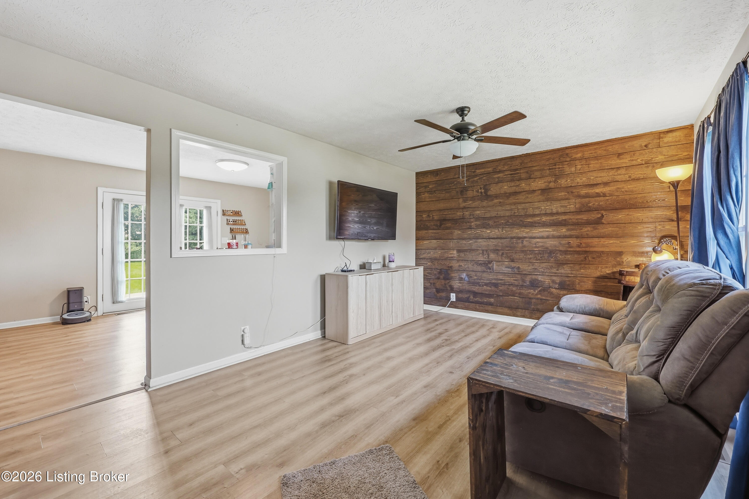 2181 Waddy Rd Property Photo 12