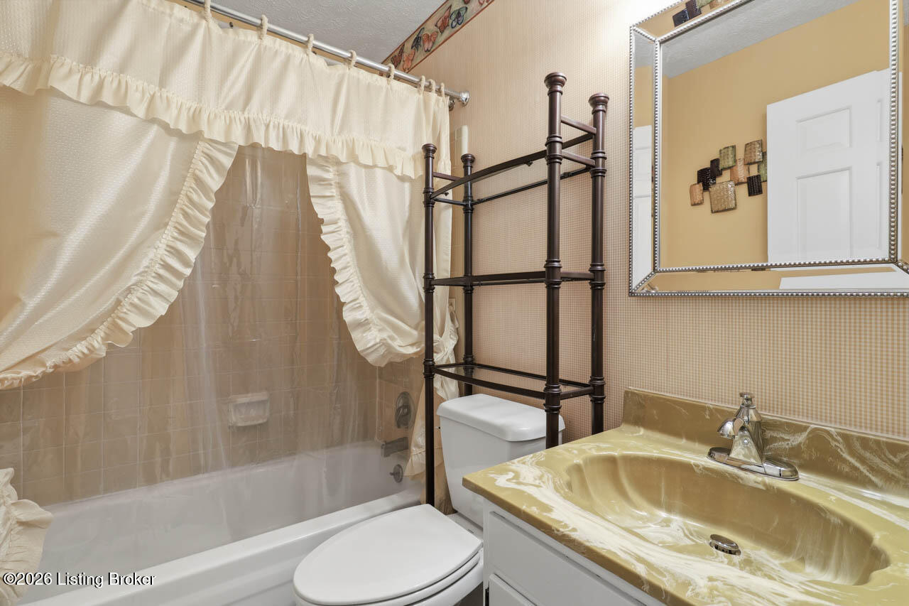6212 Big Ben Dr Property Photo 6