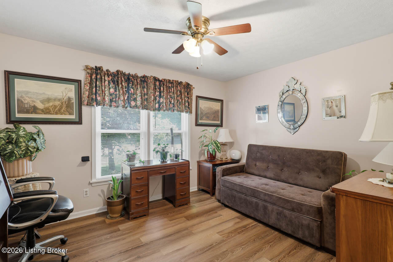 6212 Big Ben Dr Property Photo 10
