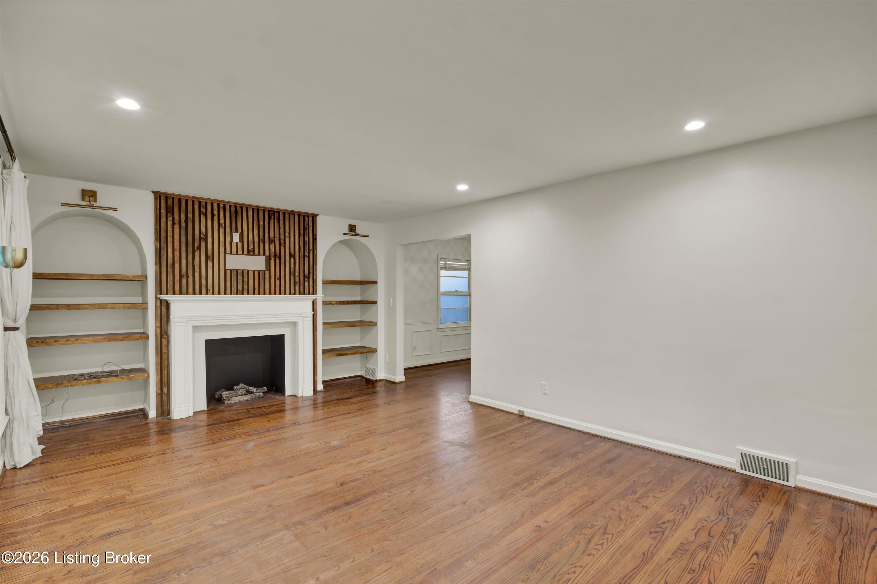 3112 Tremont Dr Property Photo 3