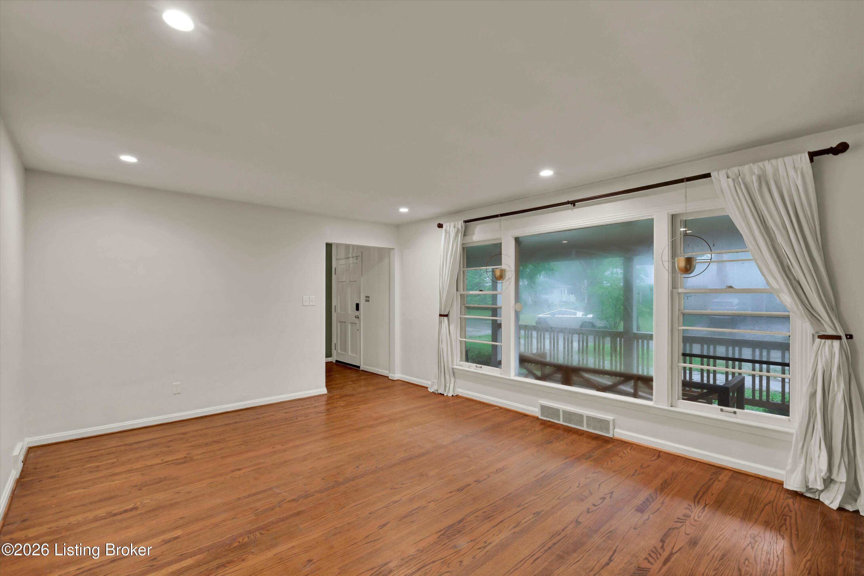 3112 Tremont Dr Property Photo 5
