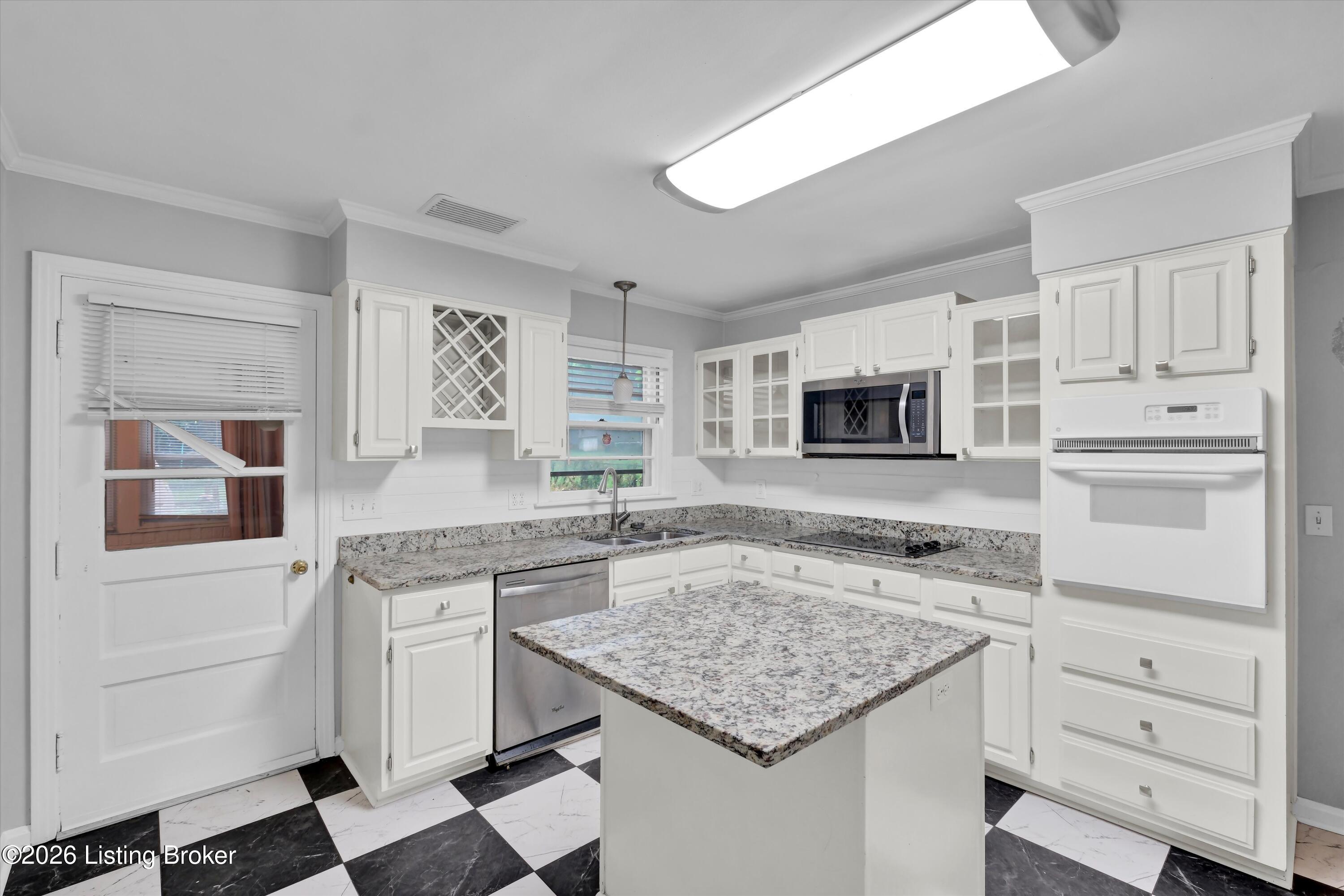 3112 Tremont Dr Property Photo 10
