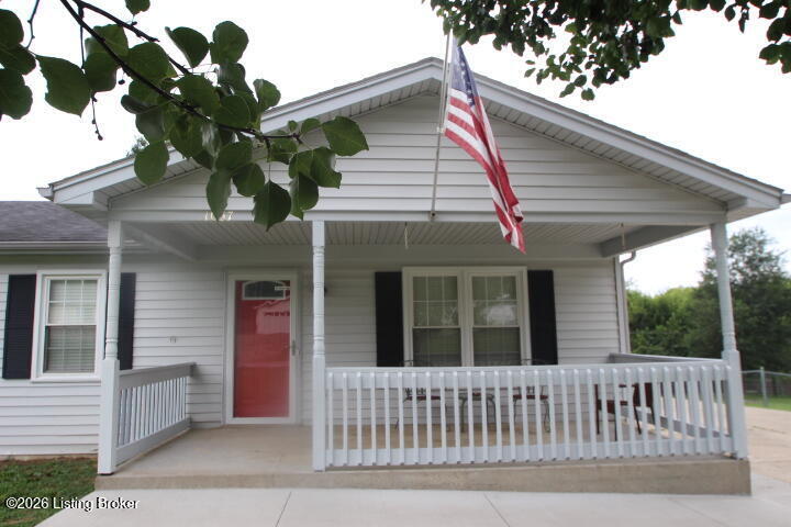 1037 David Dr Property Photo 3