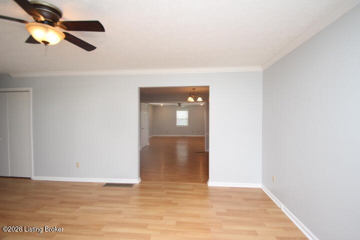 1037 David Dr Property Photo 7