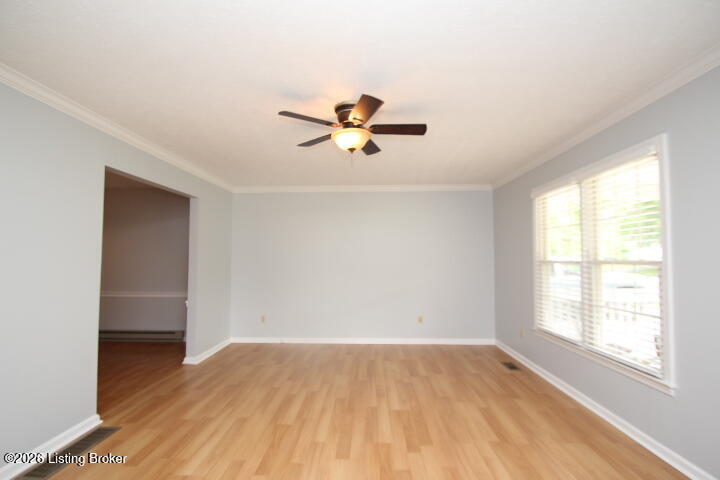 1037 David Dr Property Photo 8