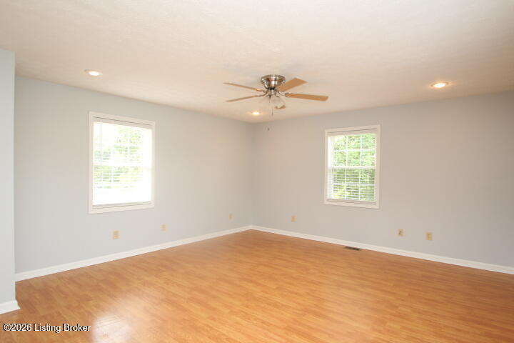 1037 David Dr Property Photo 21