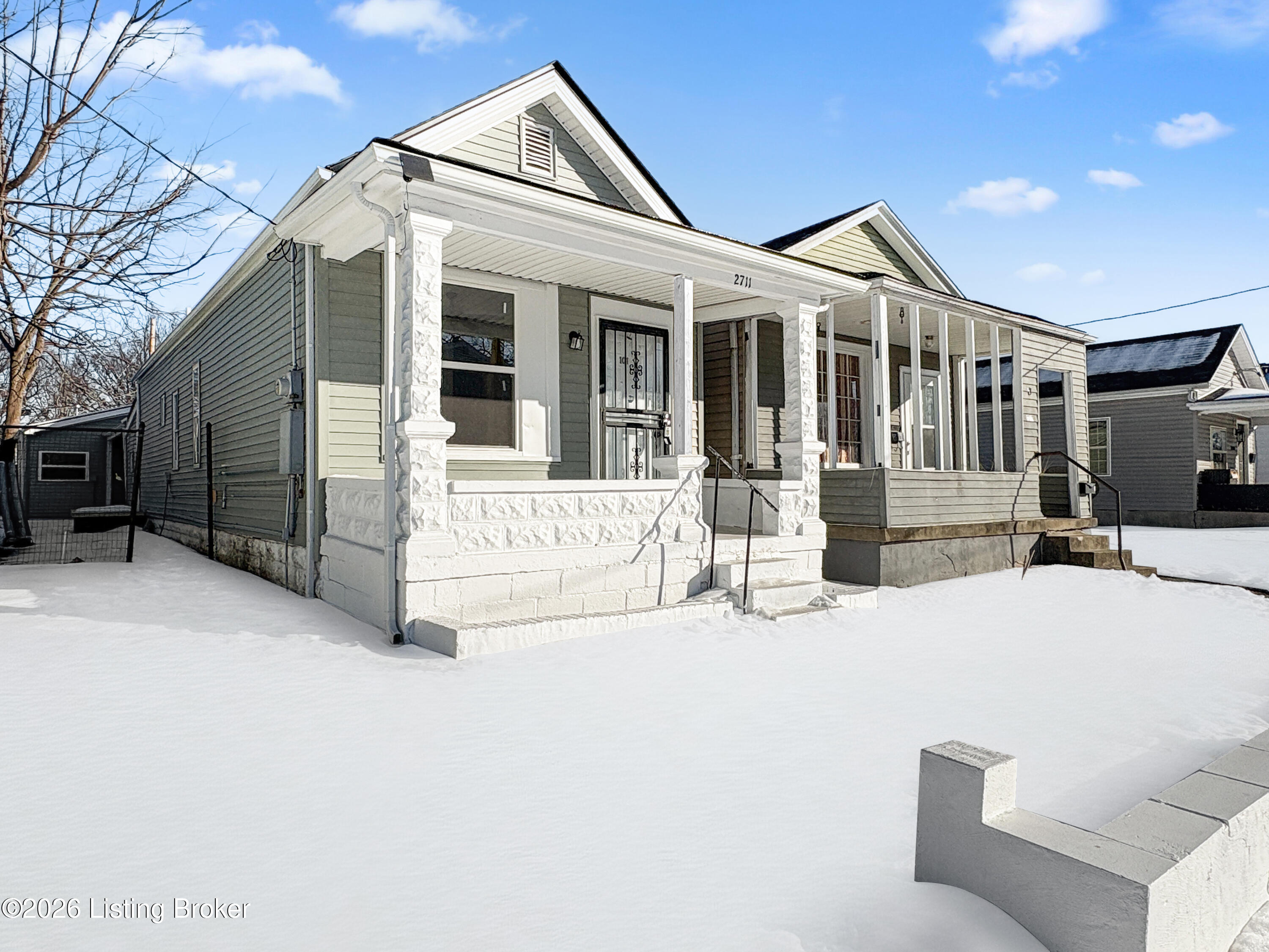 2711 Rodman St Property Photo 2
