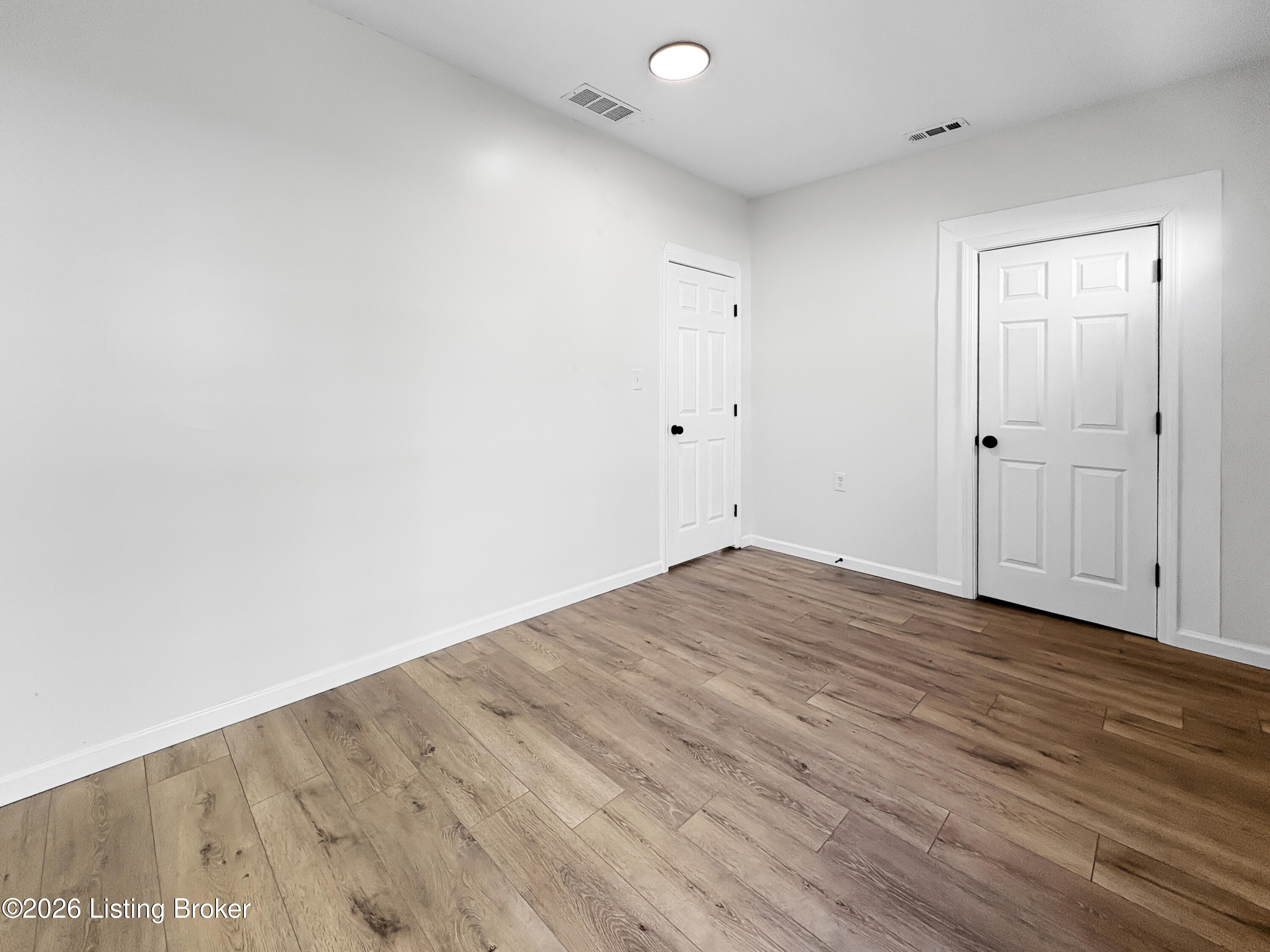 2711 Rodman St Property Photo 12