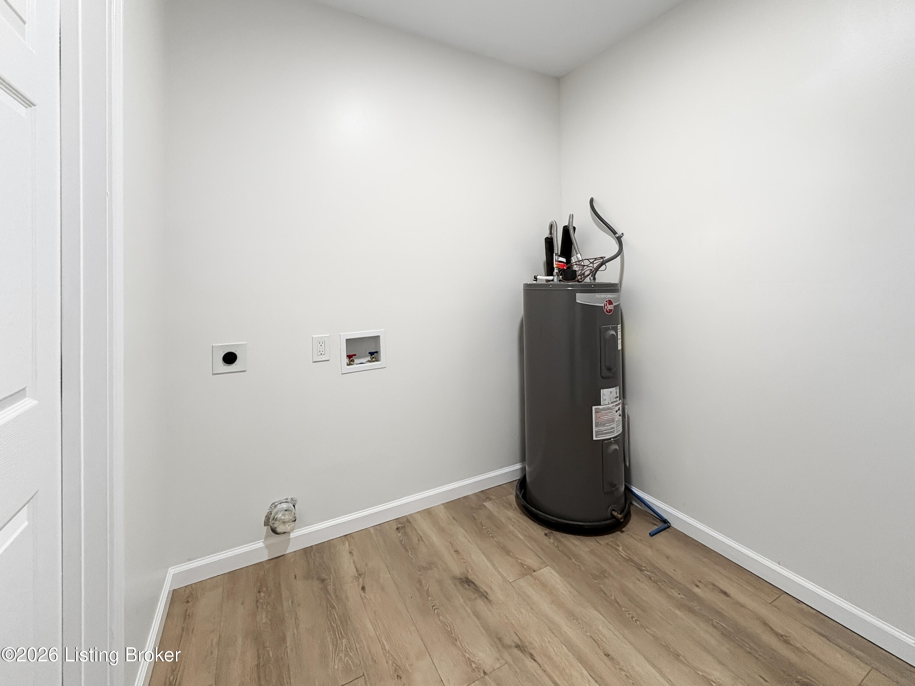 2711 Rodman St Property Photo 15