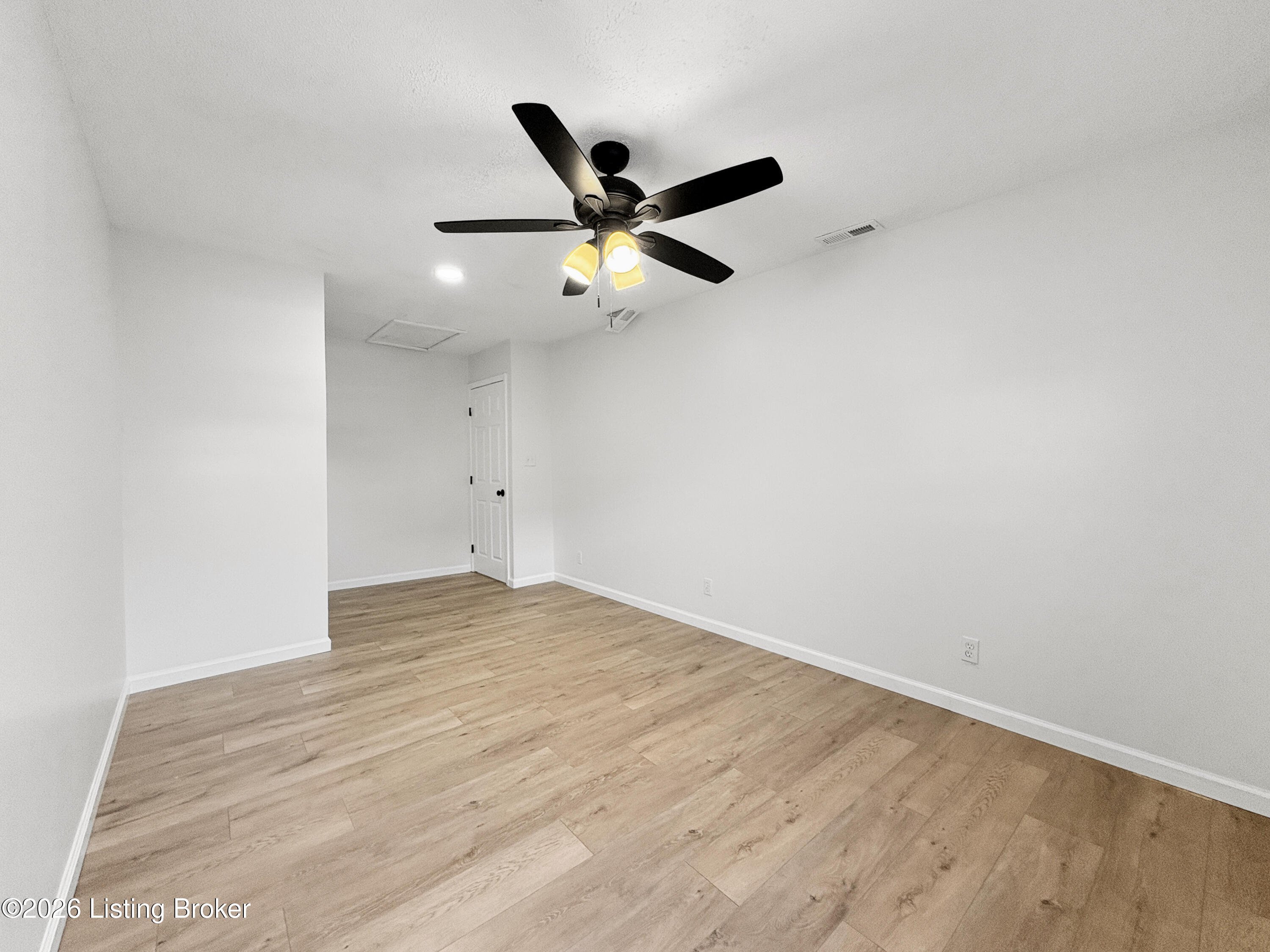 2711 Rodman St Property Photo 34