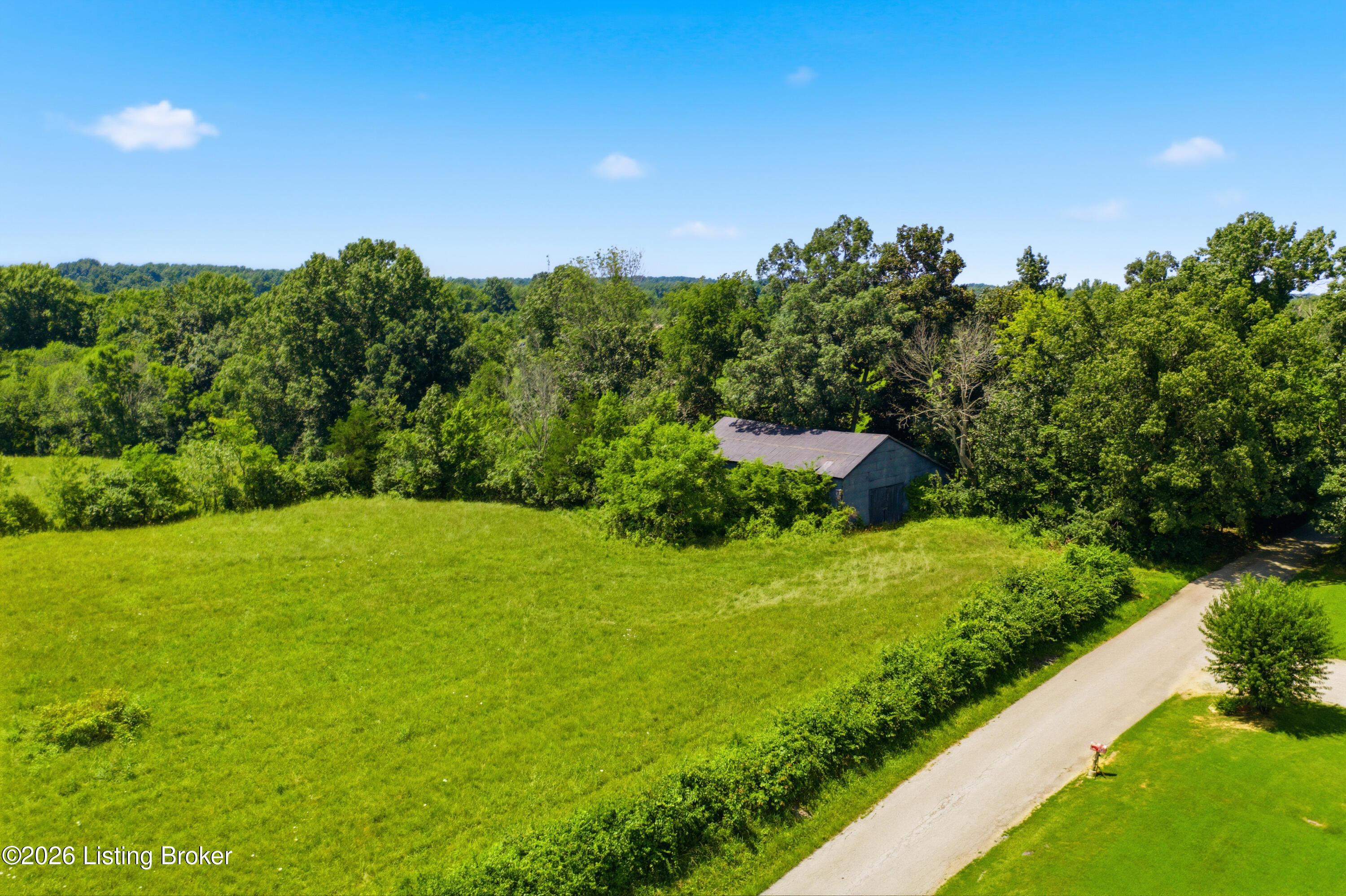 935 Paxton Rd Property Photo 16