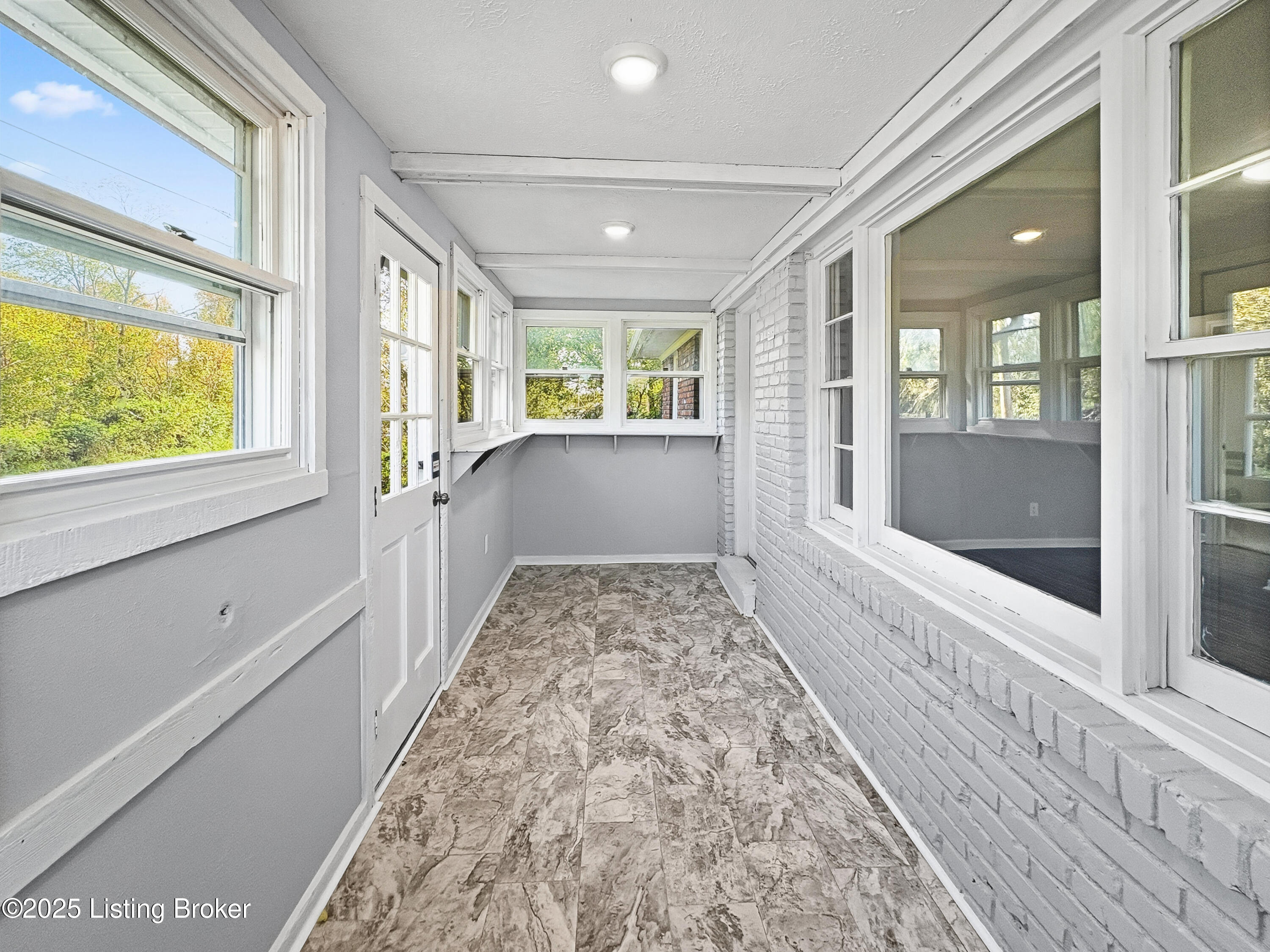 13020 E Orell Rd Property Photo 4