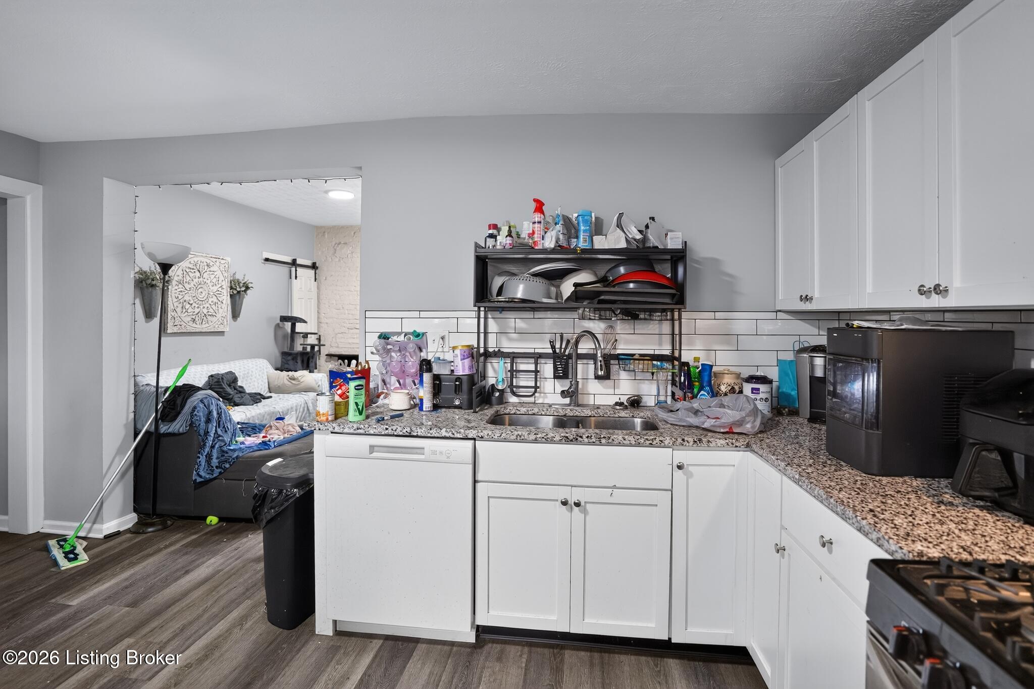 2206 Saint Xavier St Property Photo 14